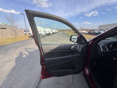 2020 Jeep Grand Cherokee Laredo E