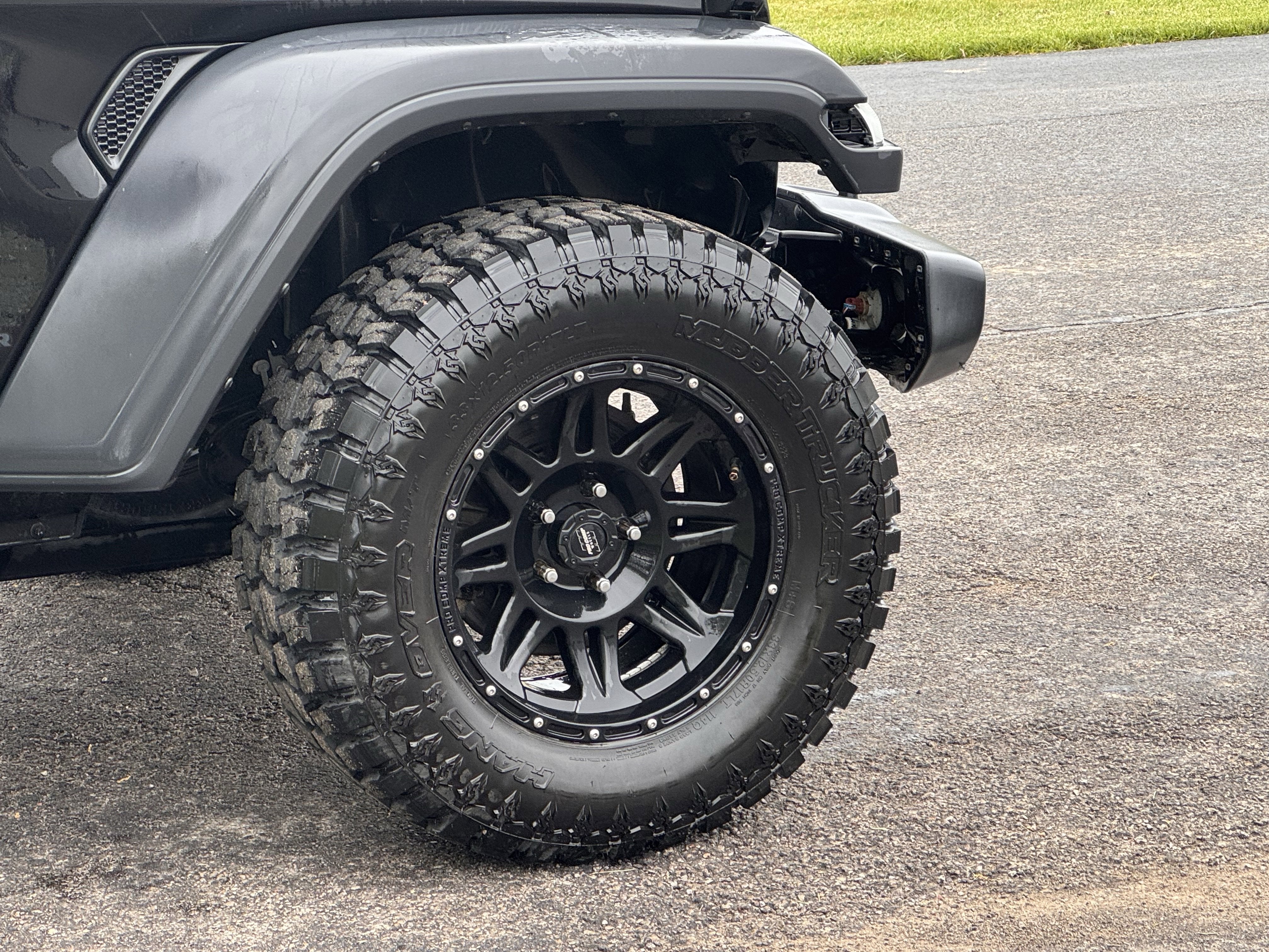 2020 Jeep Gladiator Sport