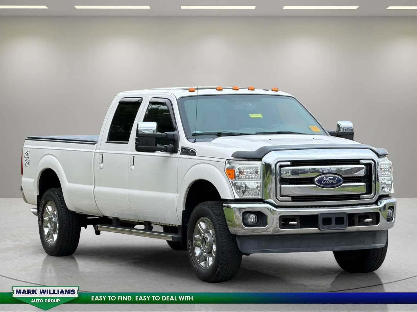 2016 Ford Super Duty F-350 SRW Pickup Lariat