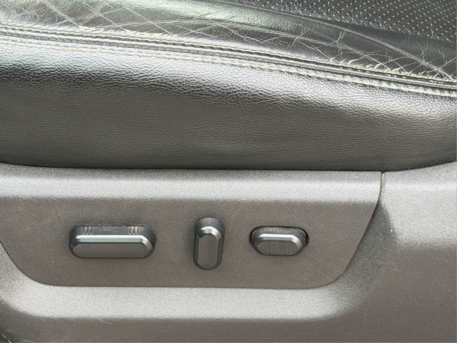 2016 Ford Super Duty F-350 SRW Pickup Lariat