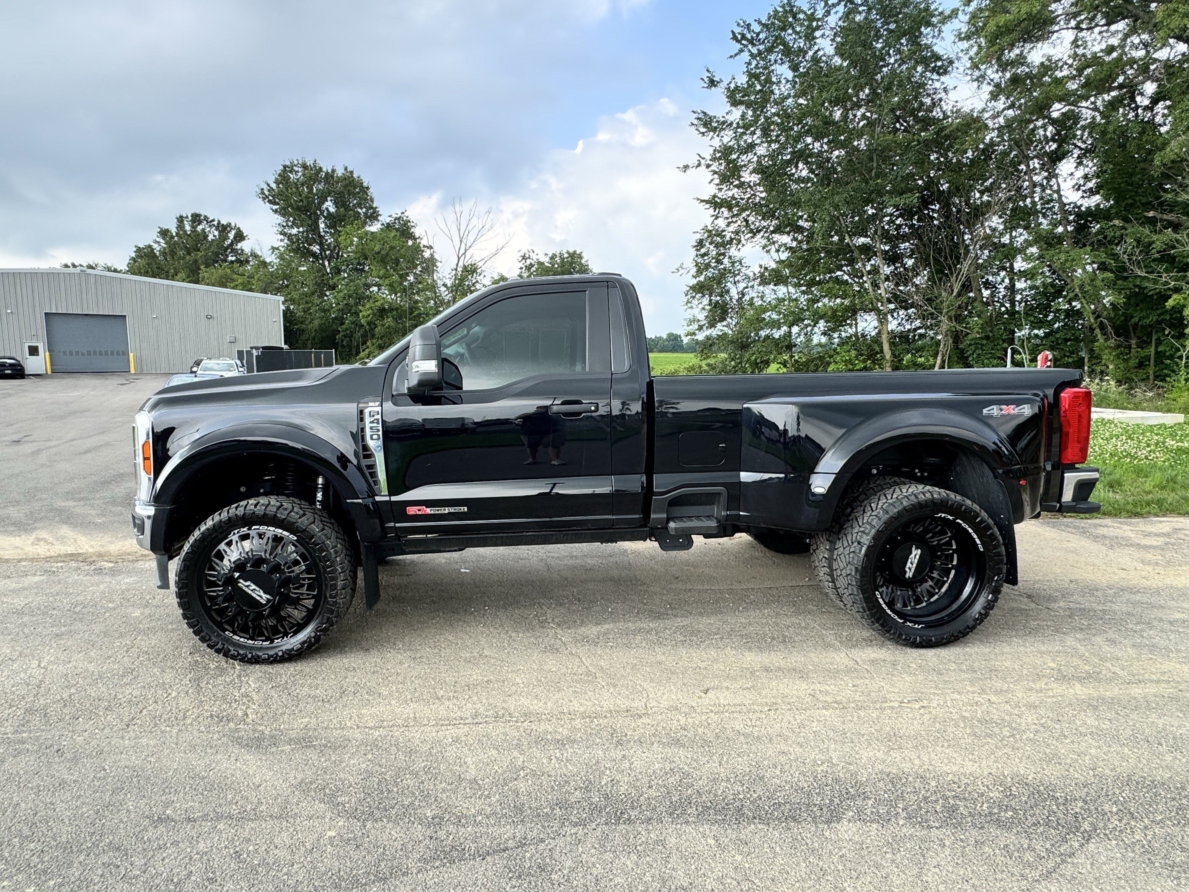 2026 Ford Super Duty F-450 Pickup XLT