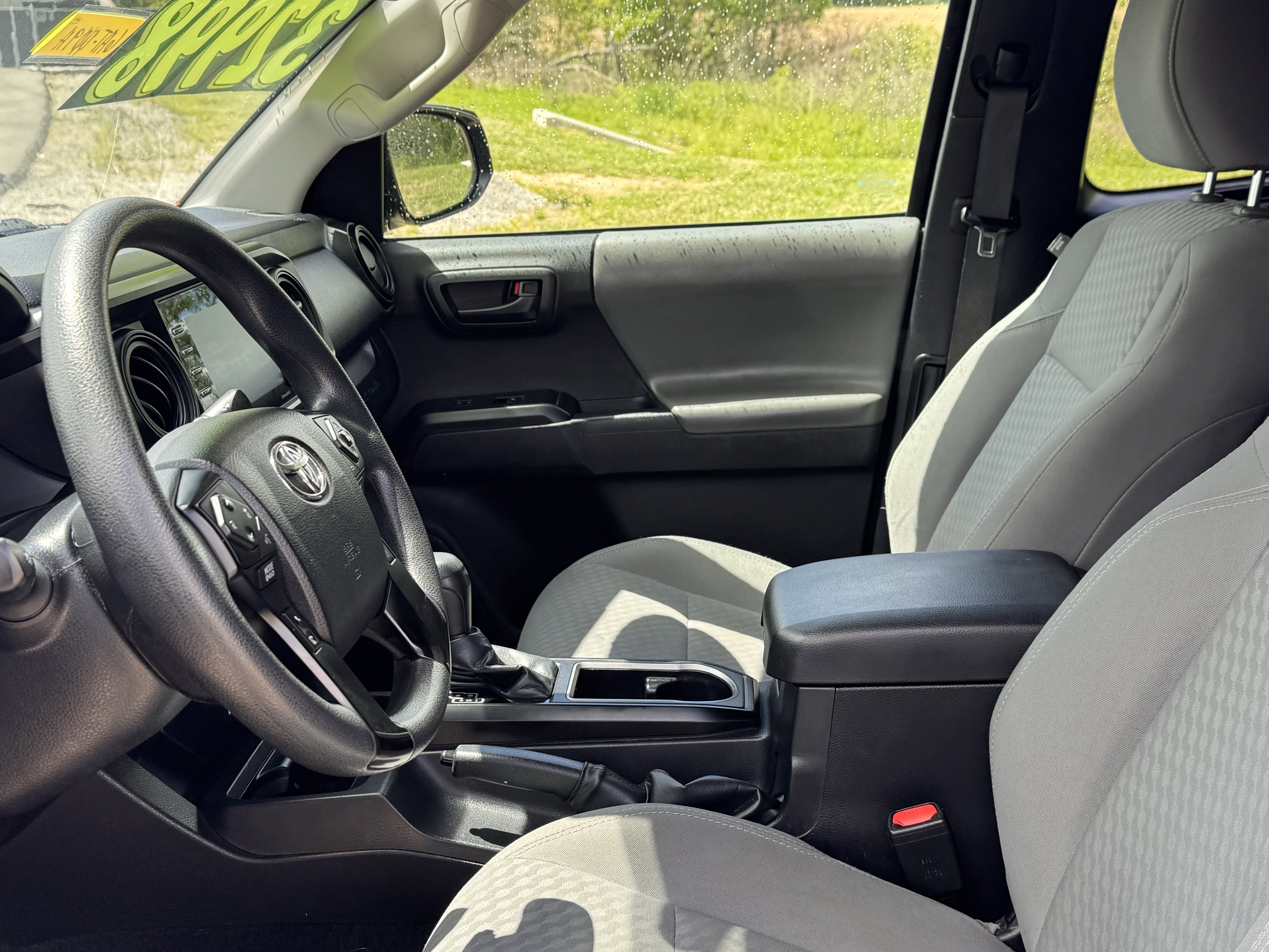 2022 Toyota Tacoma SR V6
