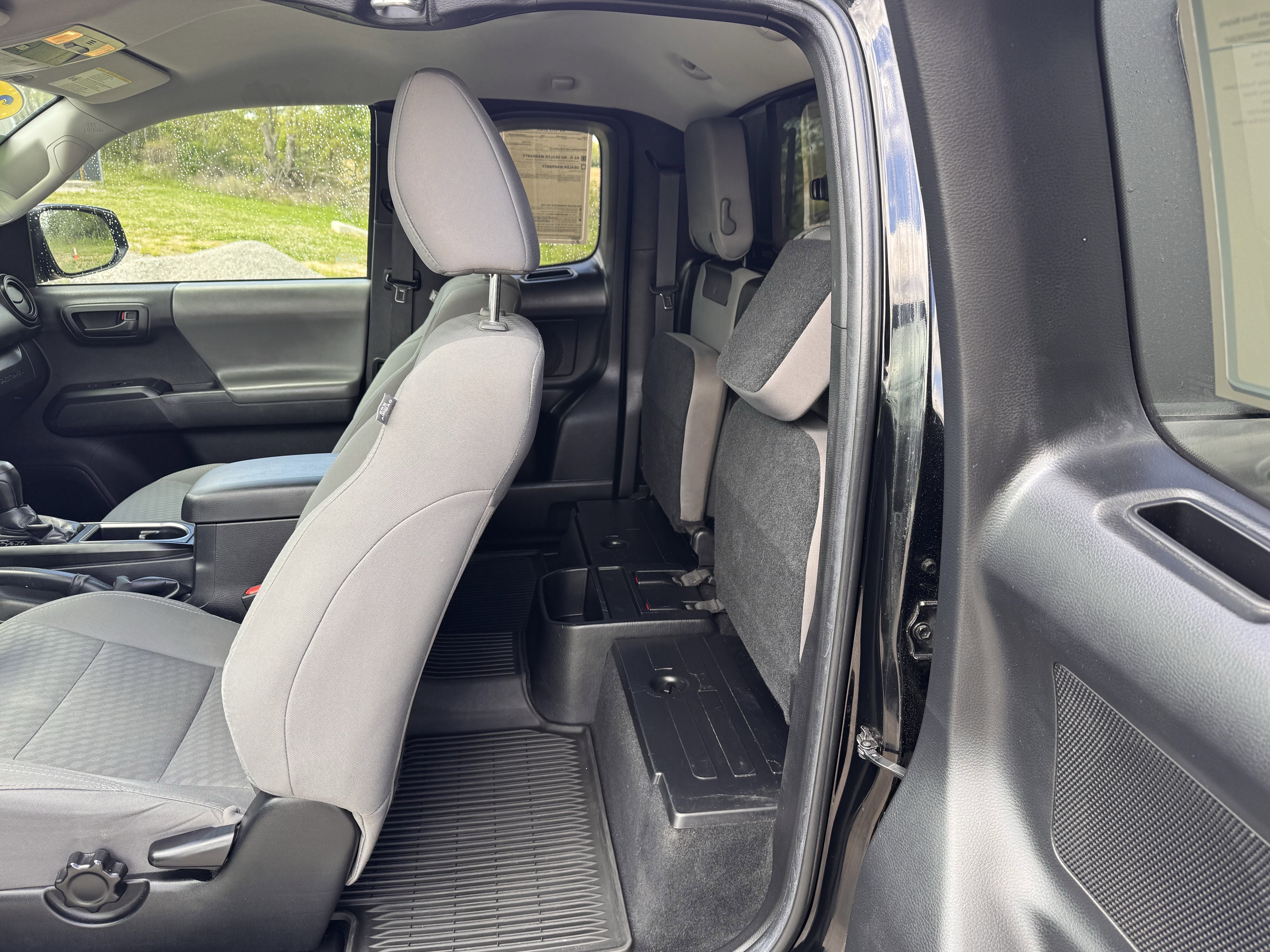 2022 Toyota Tacoma SR V6