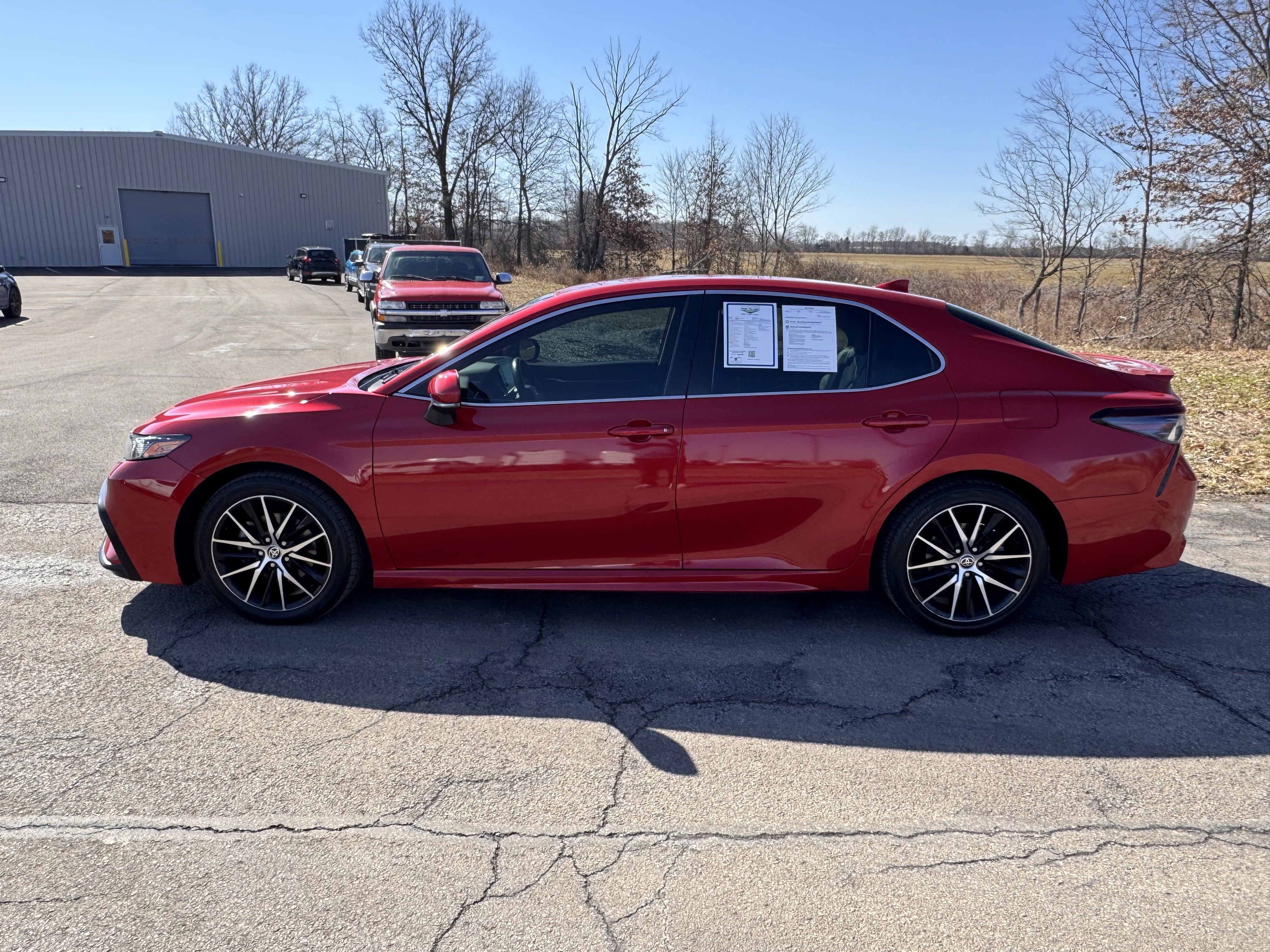 2022 Toyota Camry SE