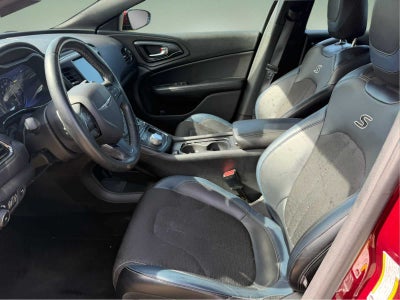 2016 Chrysler 200 S