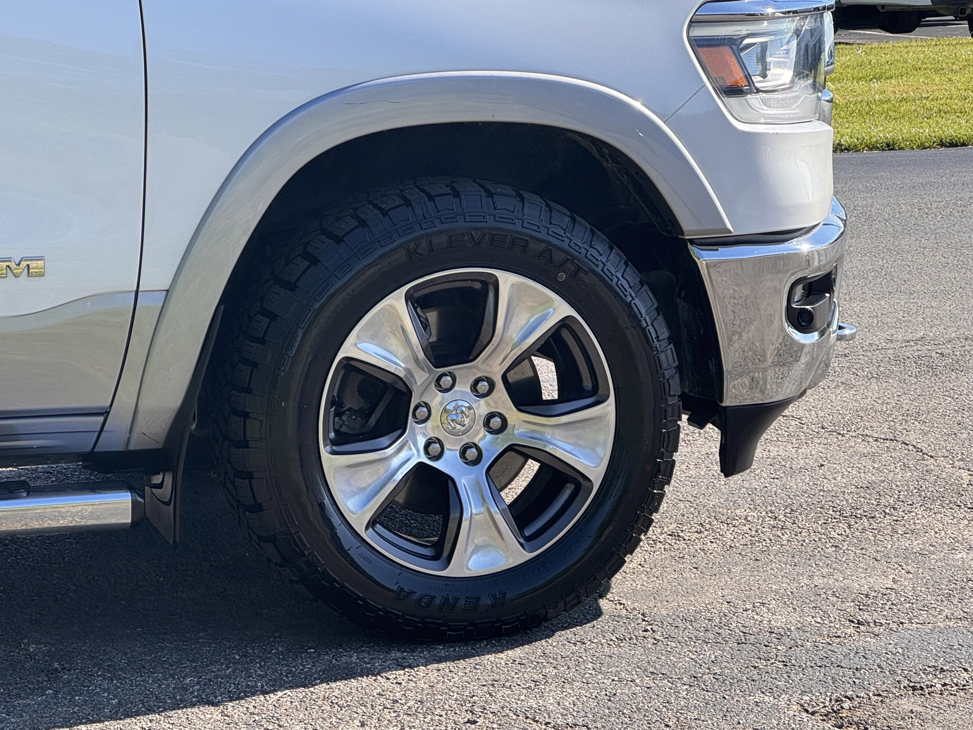 2019 RAM 1500 Laramie