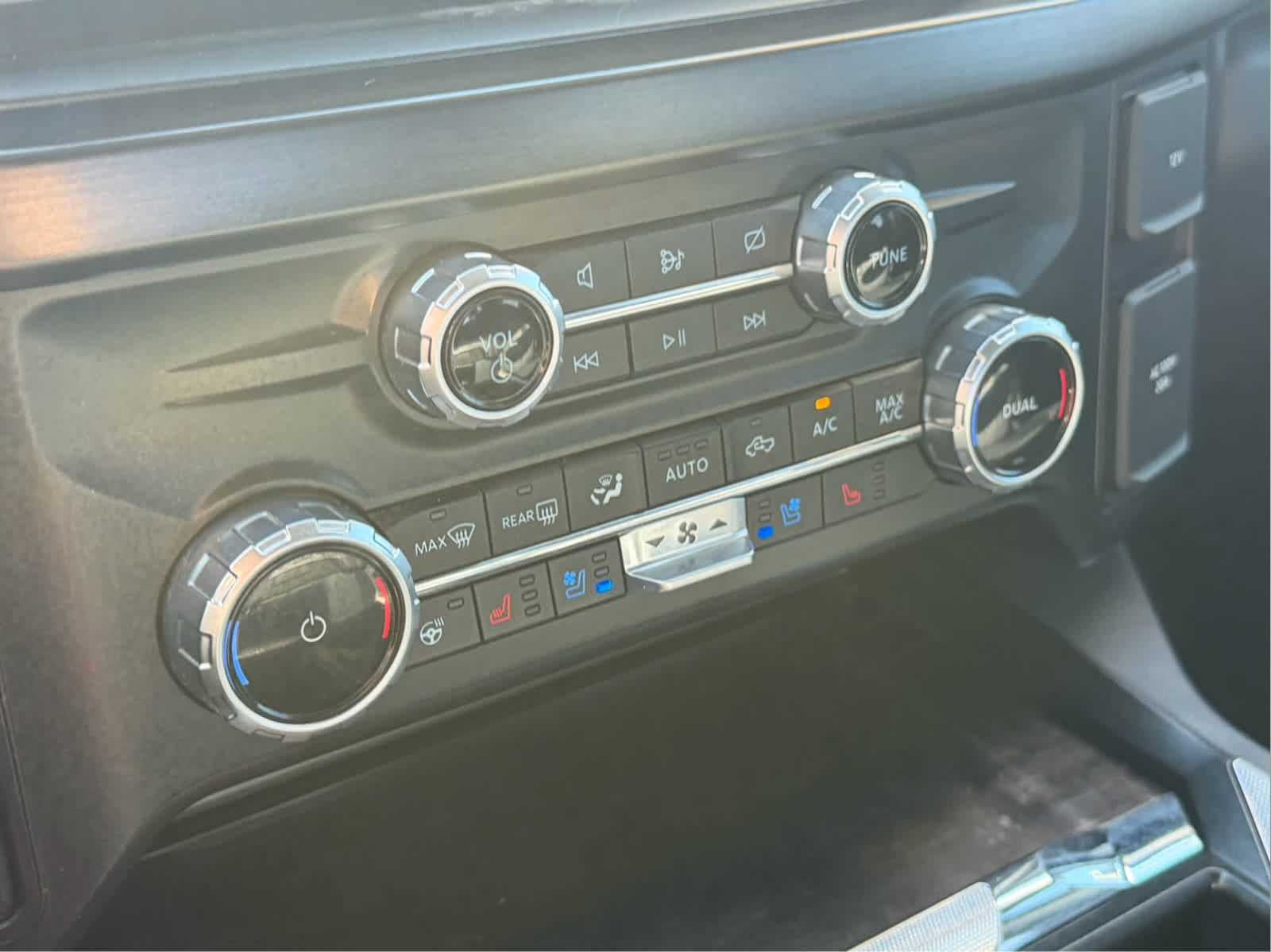 2023 Ford Super Duty F-250 Pickup LARIAT
