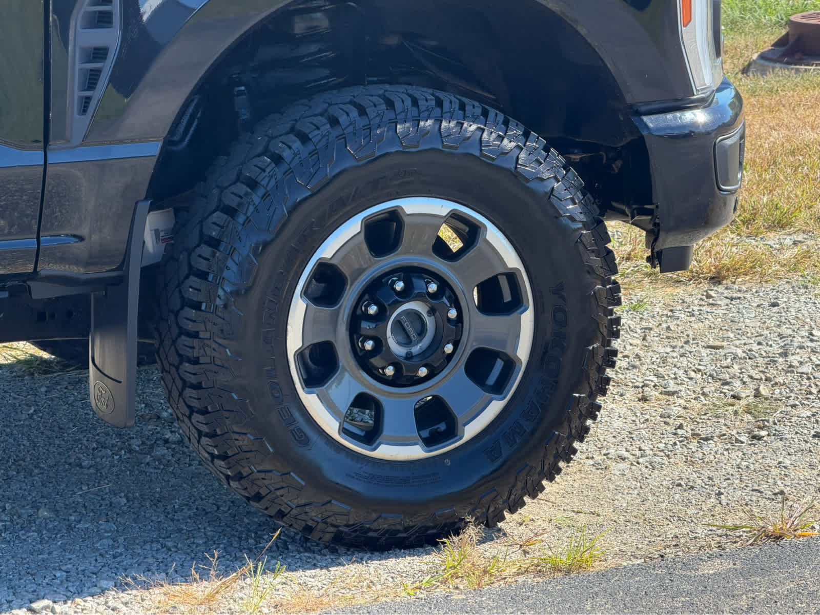 2023 Ford Super Duty F-250 Pickup LARIAT
