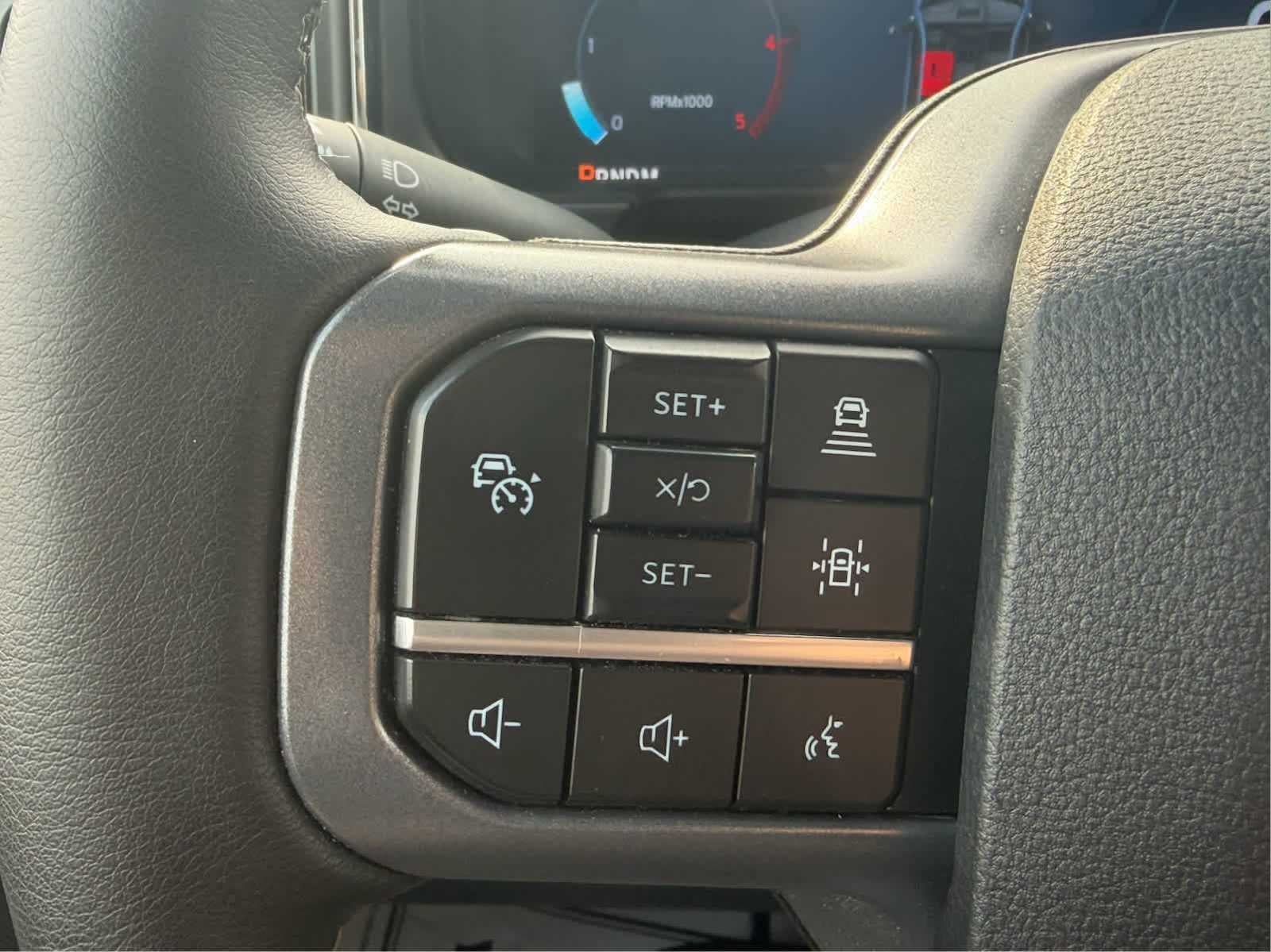 2025 Ford Super Duty F-350 SRW Pickup LARIAT