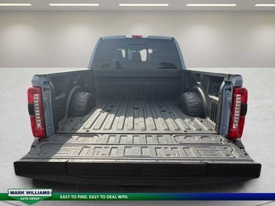 2025 Ford Super Duty F-350 SRW Pickup LARIAT