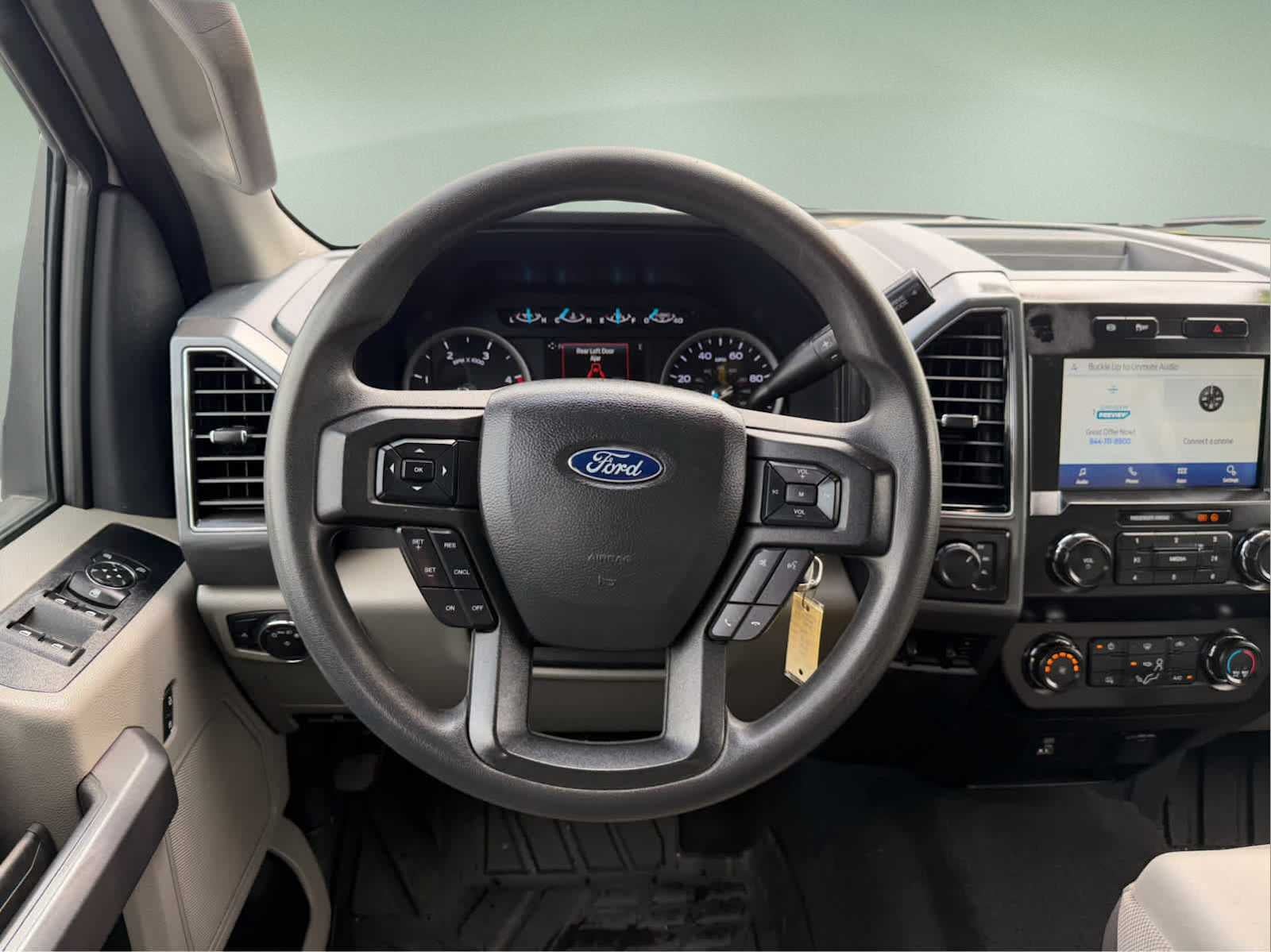 2022 Ford Super Duty F-350 DRW Pickup XLT