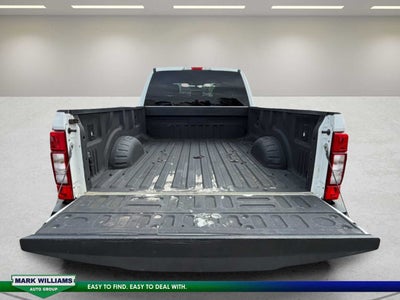 2022 Ford Super Duty F-350 DRW Pickup XLT