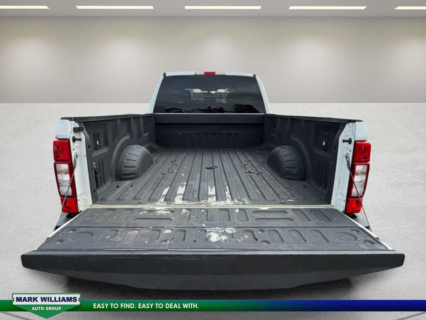 2022 Ford Super Duty F-350 DRW Pickup XLT