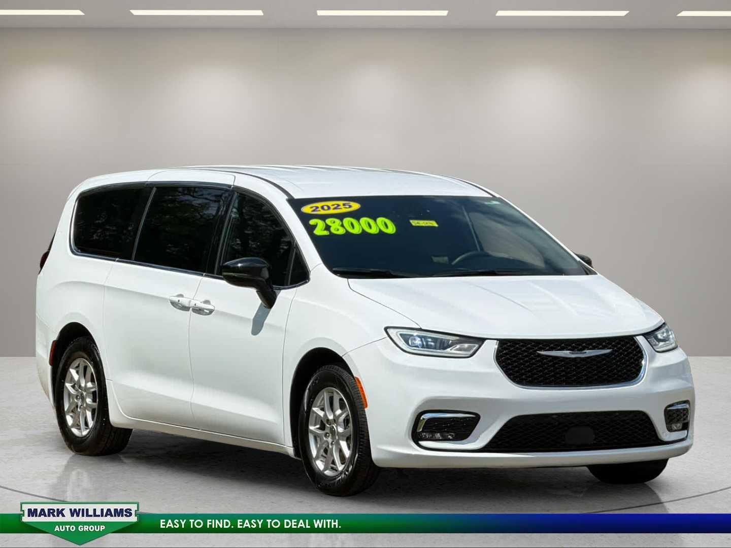 2025 Chrysler Pacifica Select
