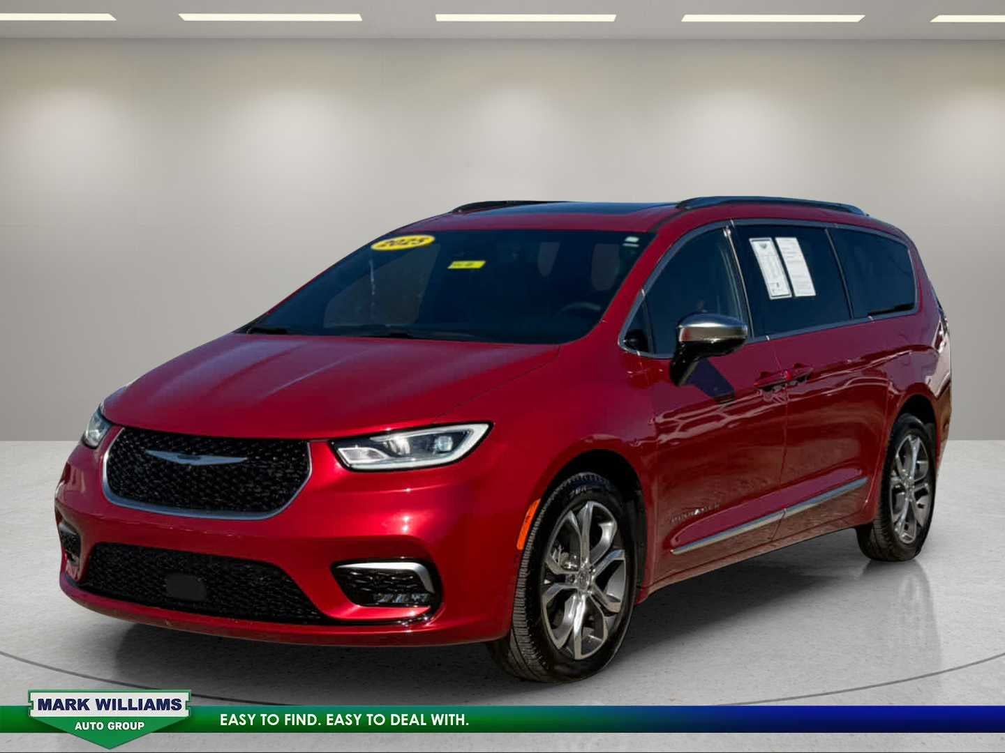 2025 Chrysler Pacifica Pinnacle