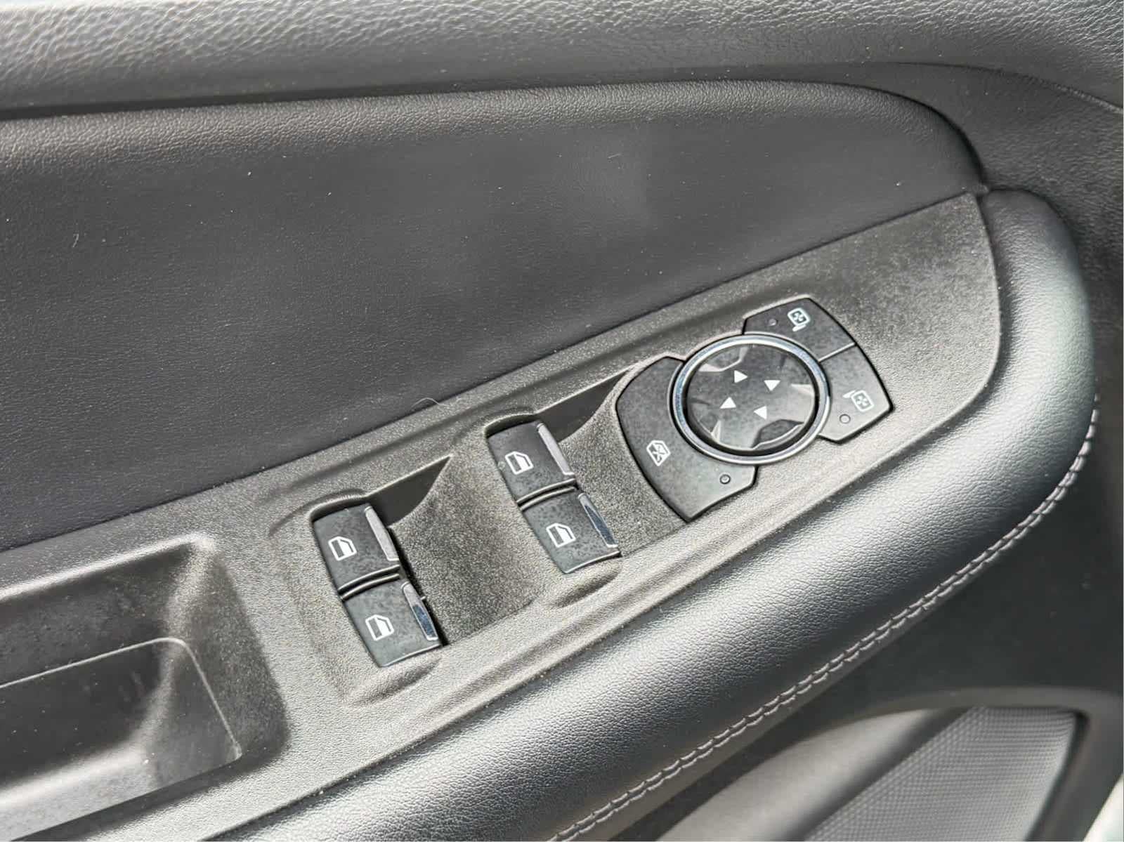 2024 Ford Edge SE