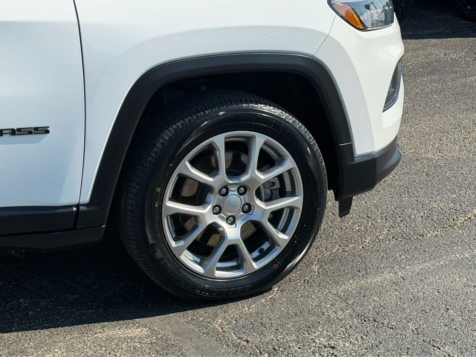 2023 Jeep Compass Latitude Lux