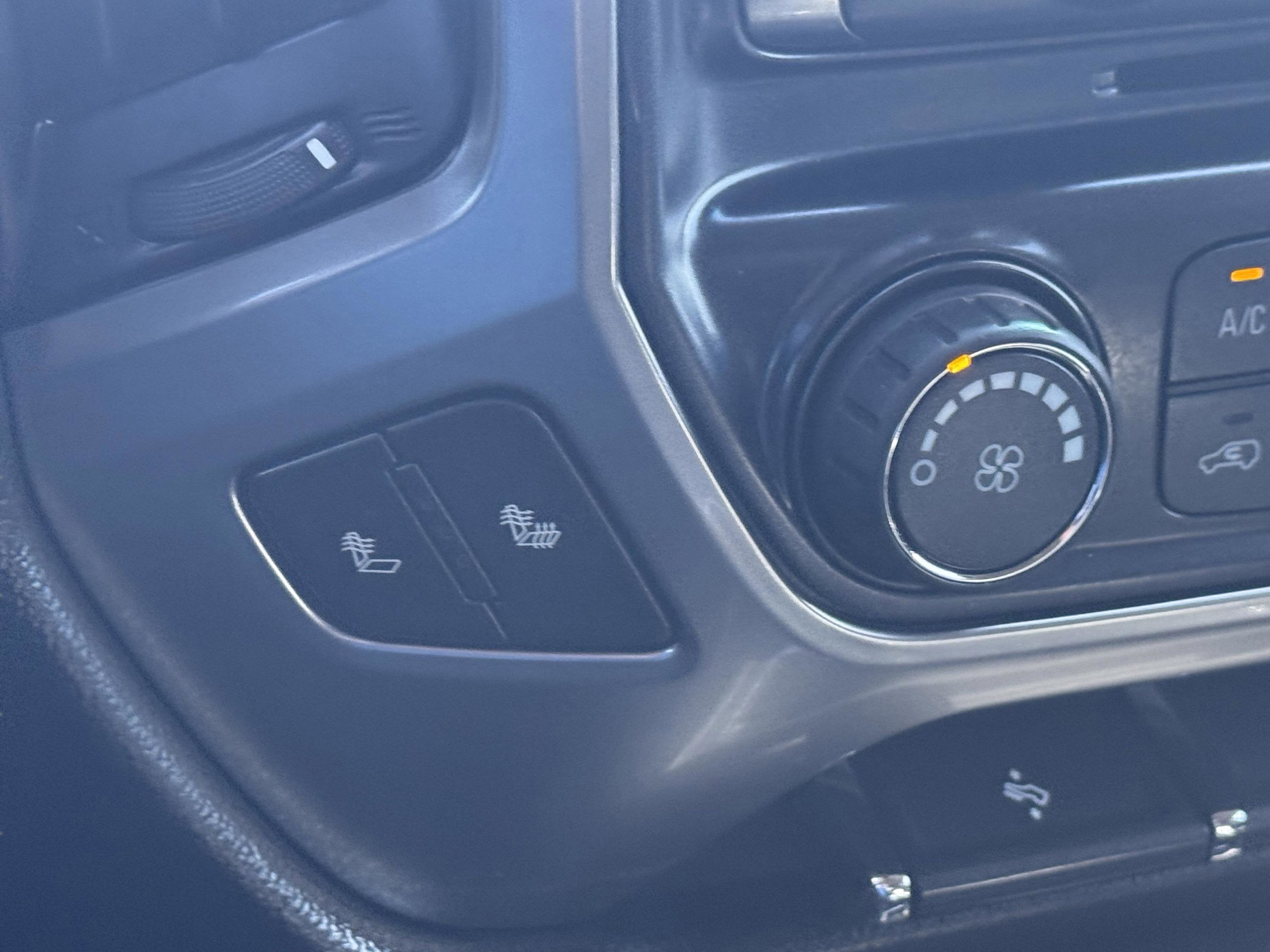 2017 Chevrolet Silverado 1500 LT LT1