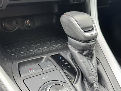 2023 Toyota RAV4 Hybrid SE