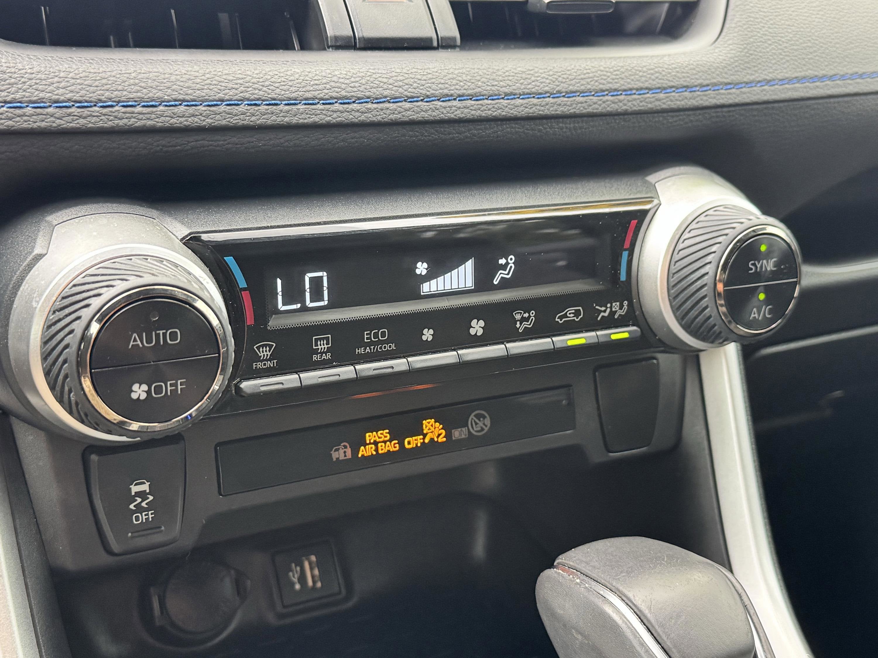 2023 Toyota RAV4 Hybrid SE