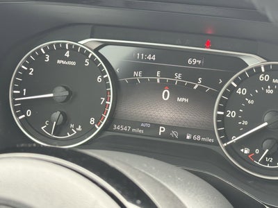 2023 Nissan Pathfinder SL