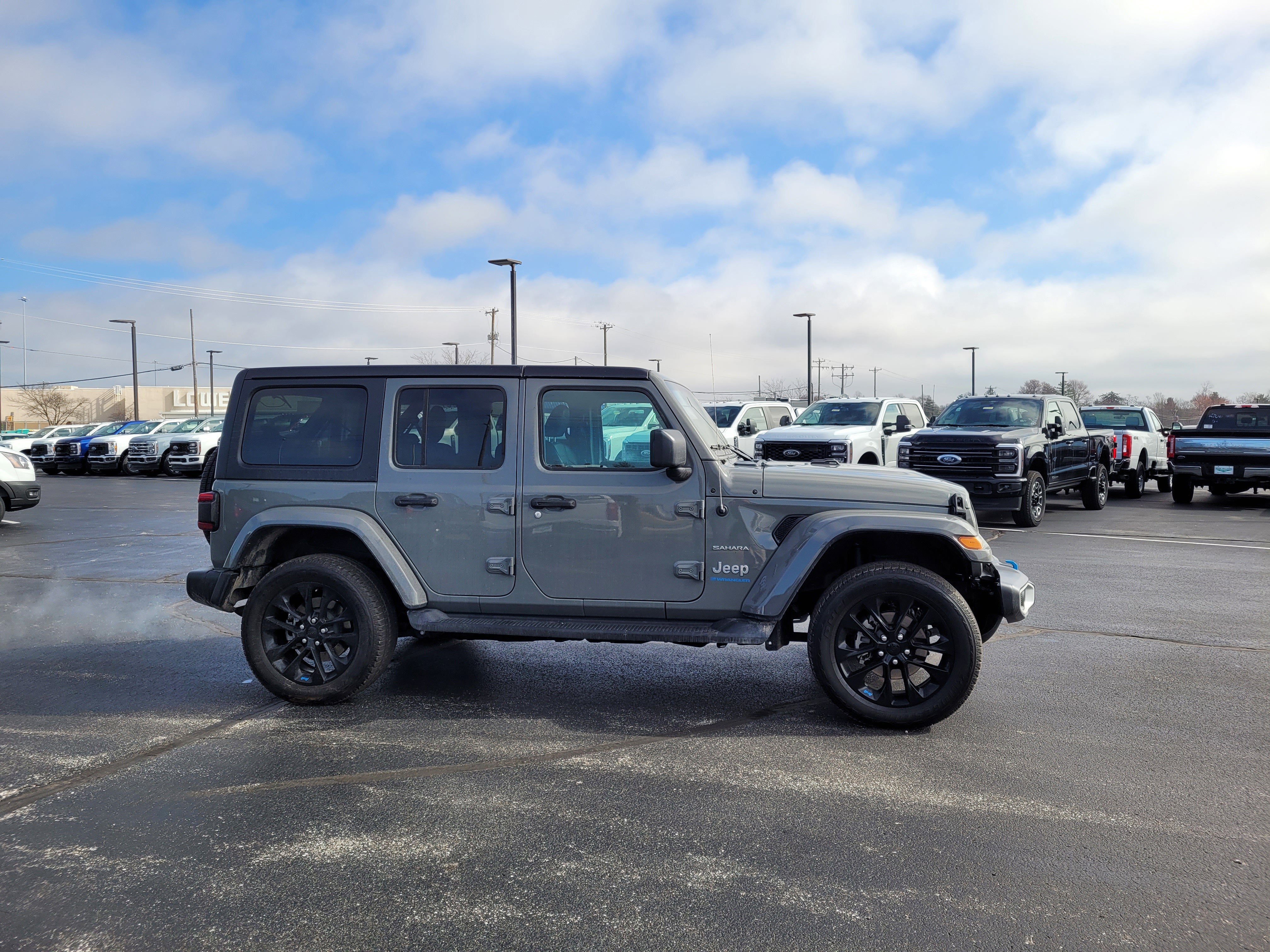 2023 Jeep Wrangler Sahara 4xe