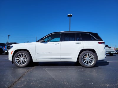 2023 Jeep Grand Cherokee Summit
