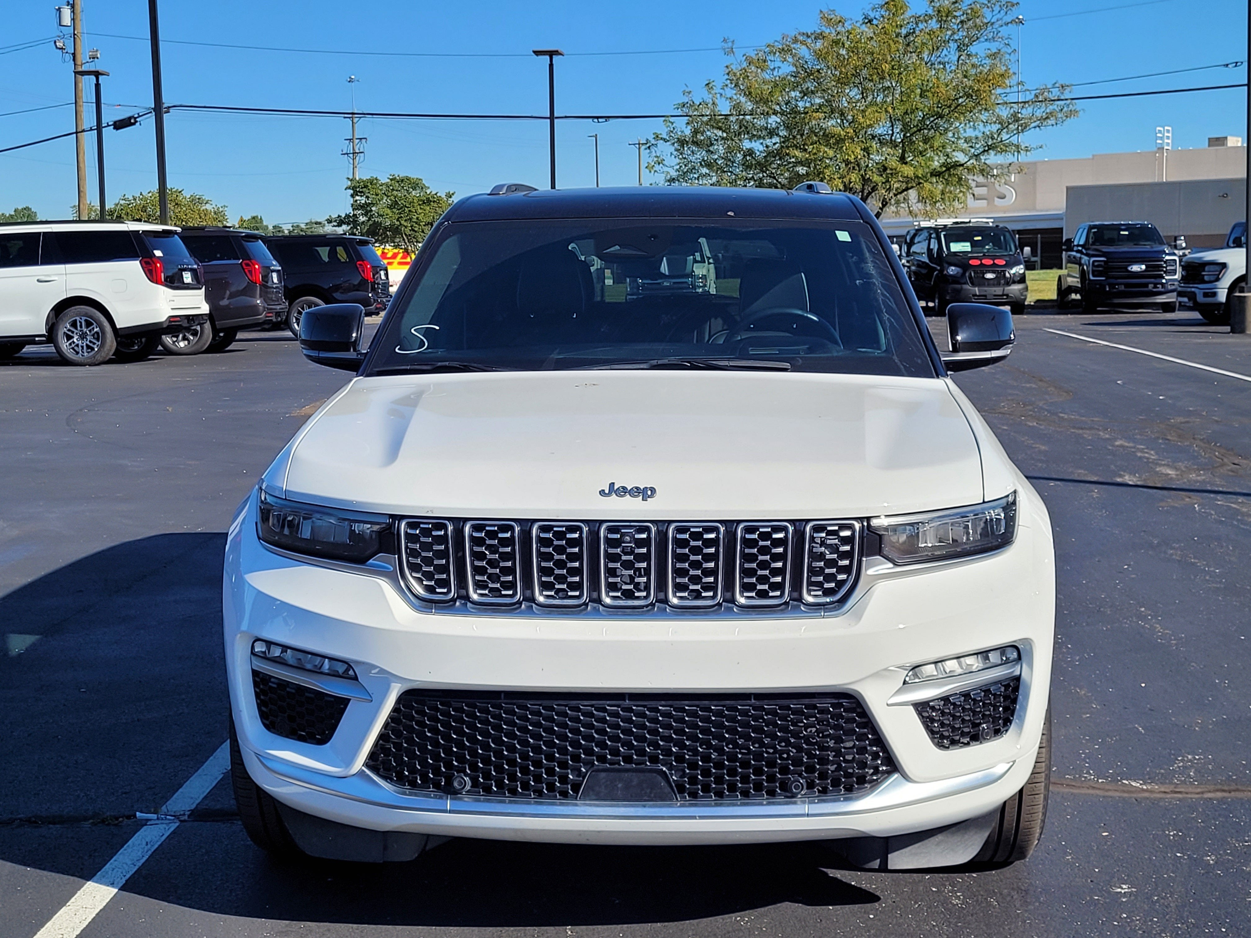 2023 Jeep Grand Cherokee Summit