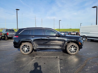 2023 Jeep Grand Cherokee Summit Reserve