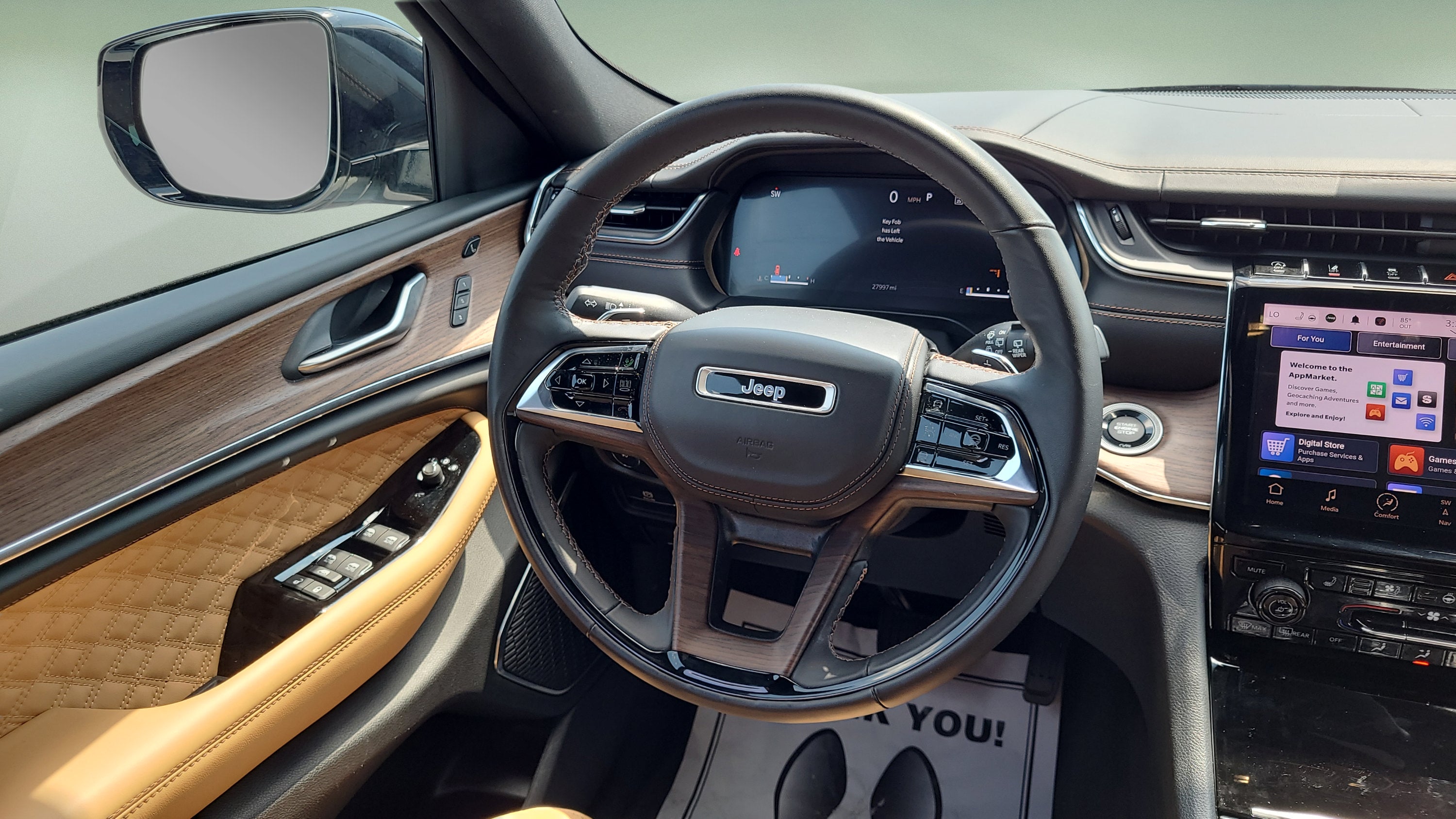 2023 Jeep Grand Cherokee Summit