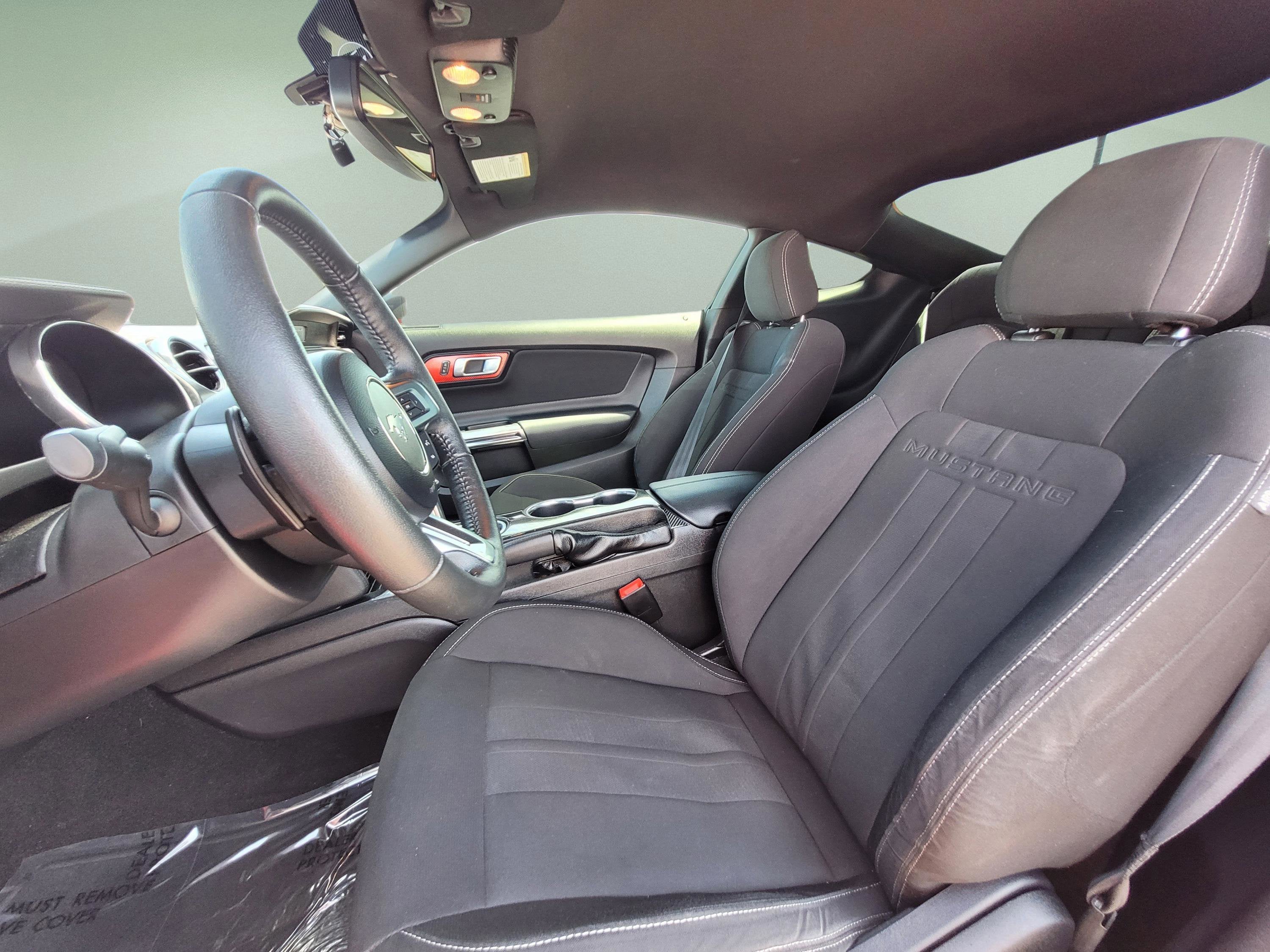2020 Ford Mustang EcoBoost