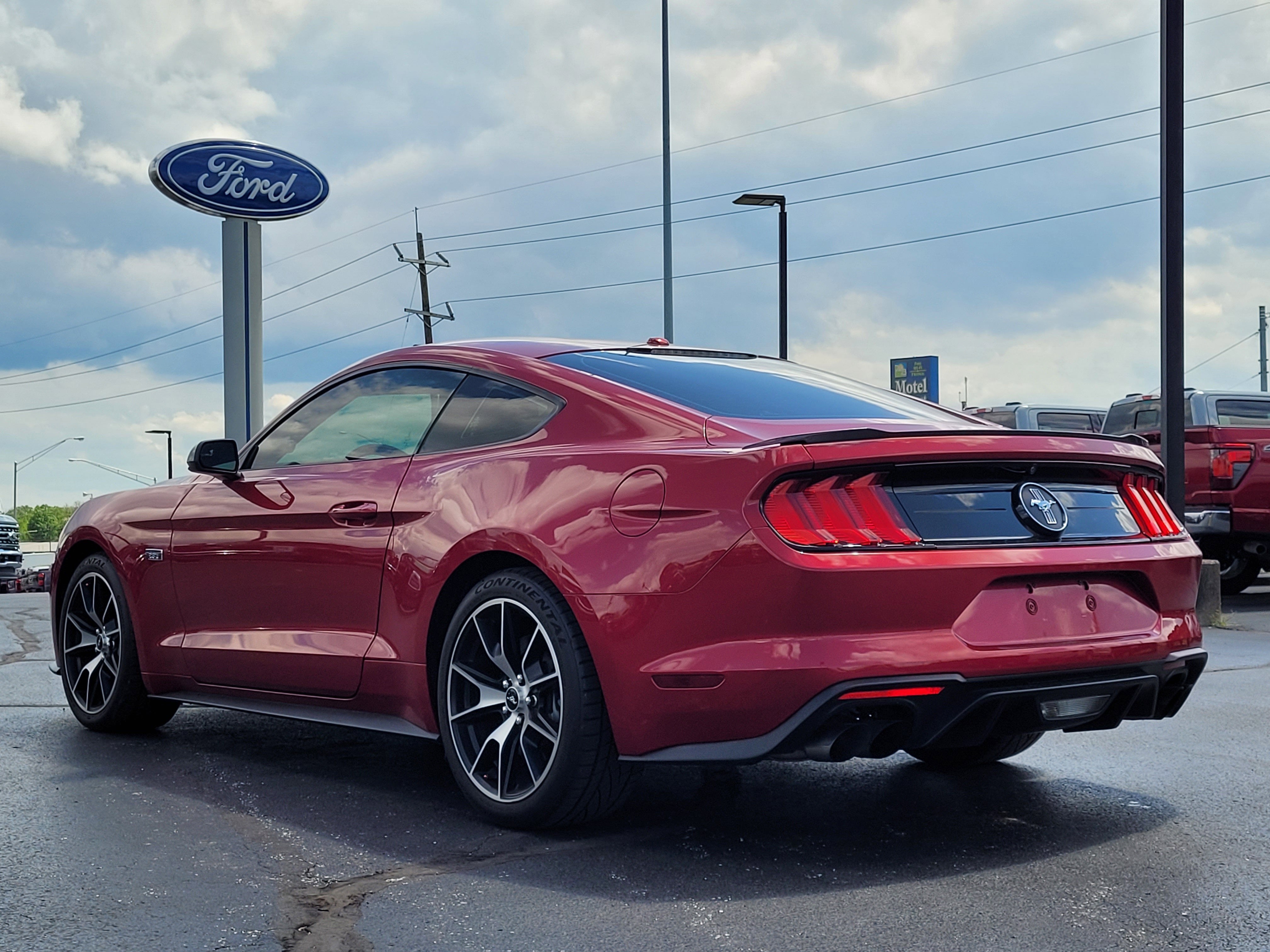 2020 Ford Mustang EcoBoost