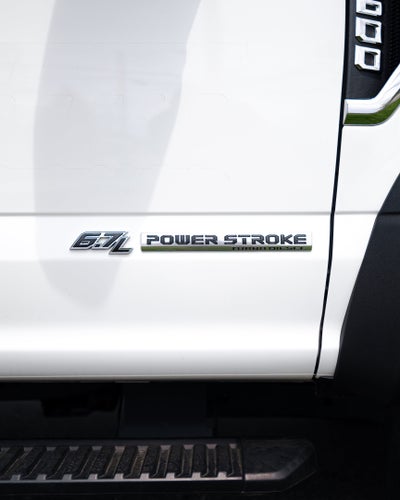 2022 Ford F-600SD XLT