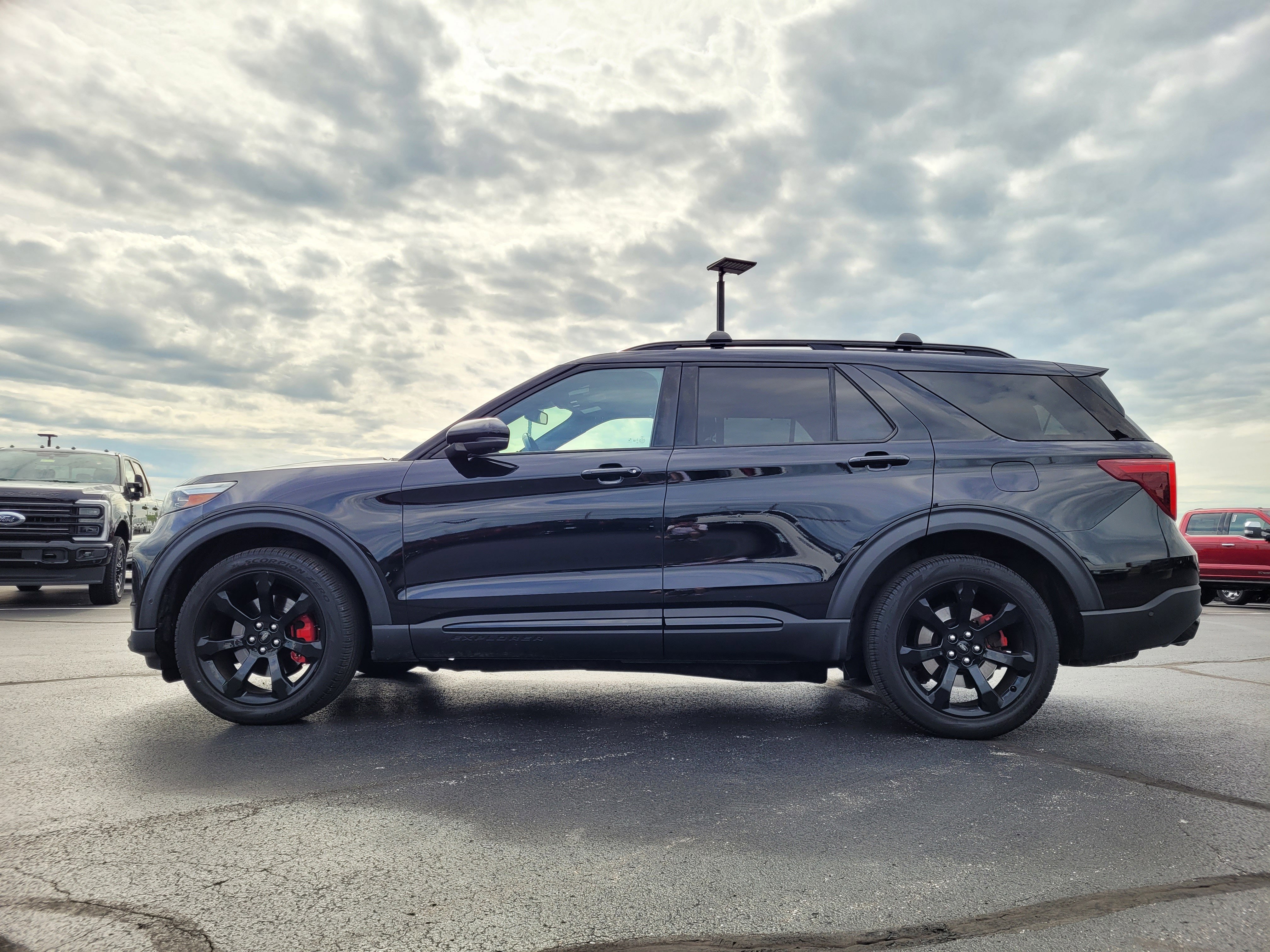 2020 Ford Explorer ST