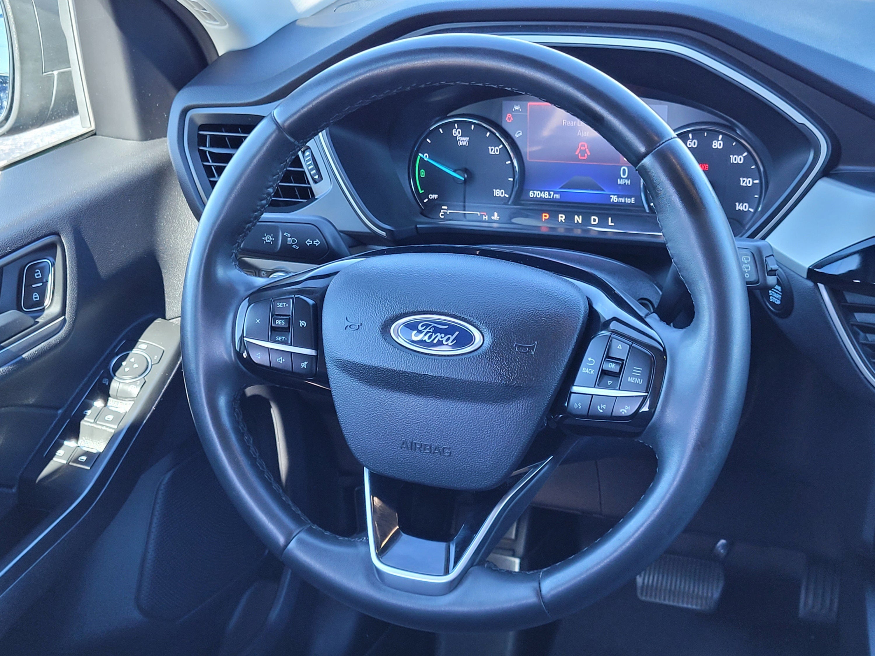 2022 Ford Escape Hybrid SE