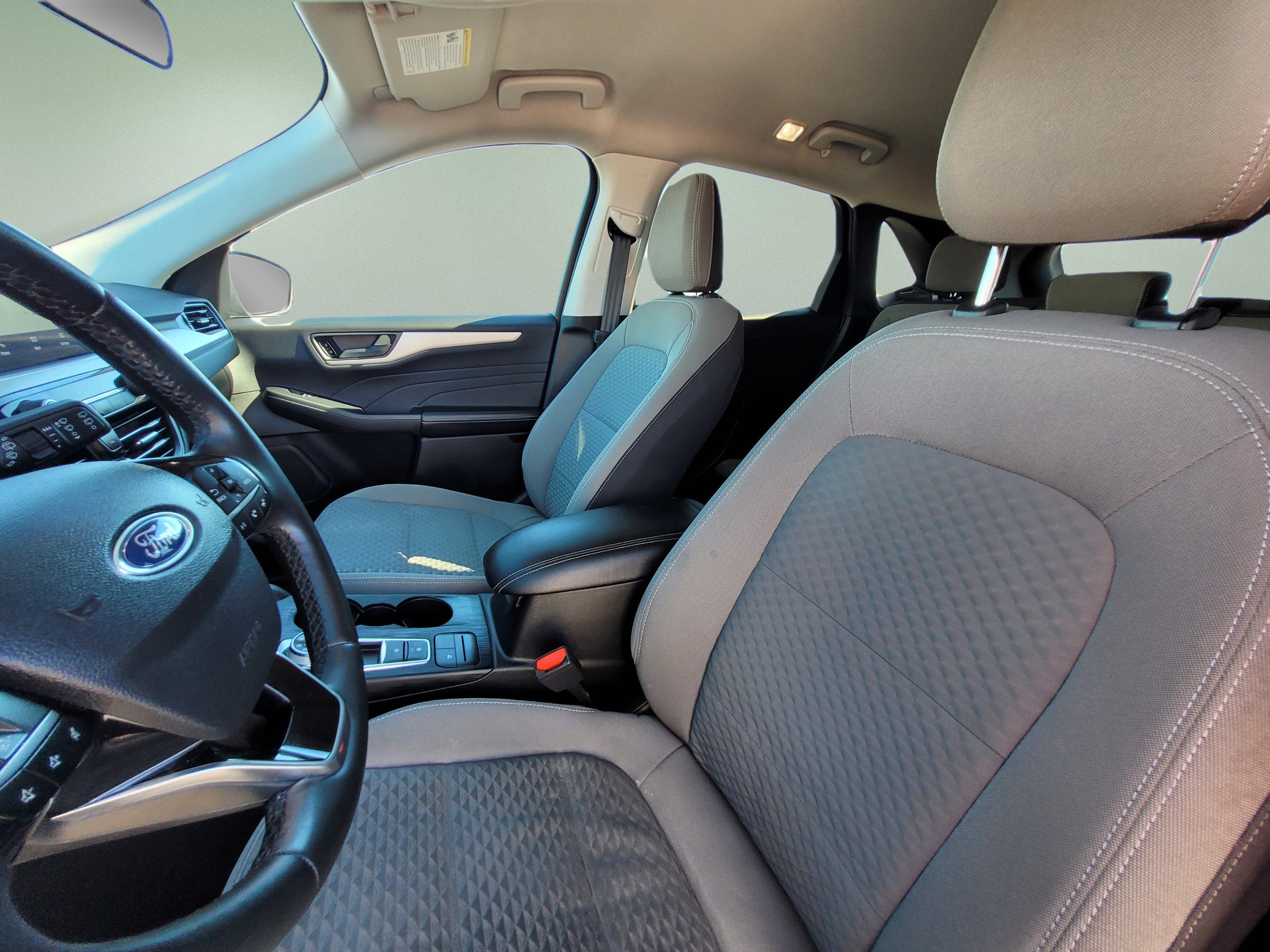 2022 Ford Escape Hybrid SE