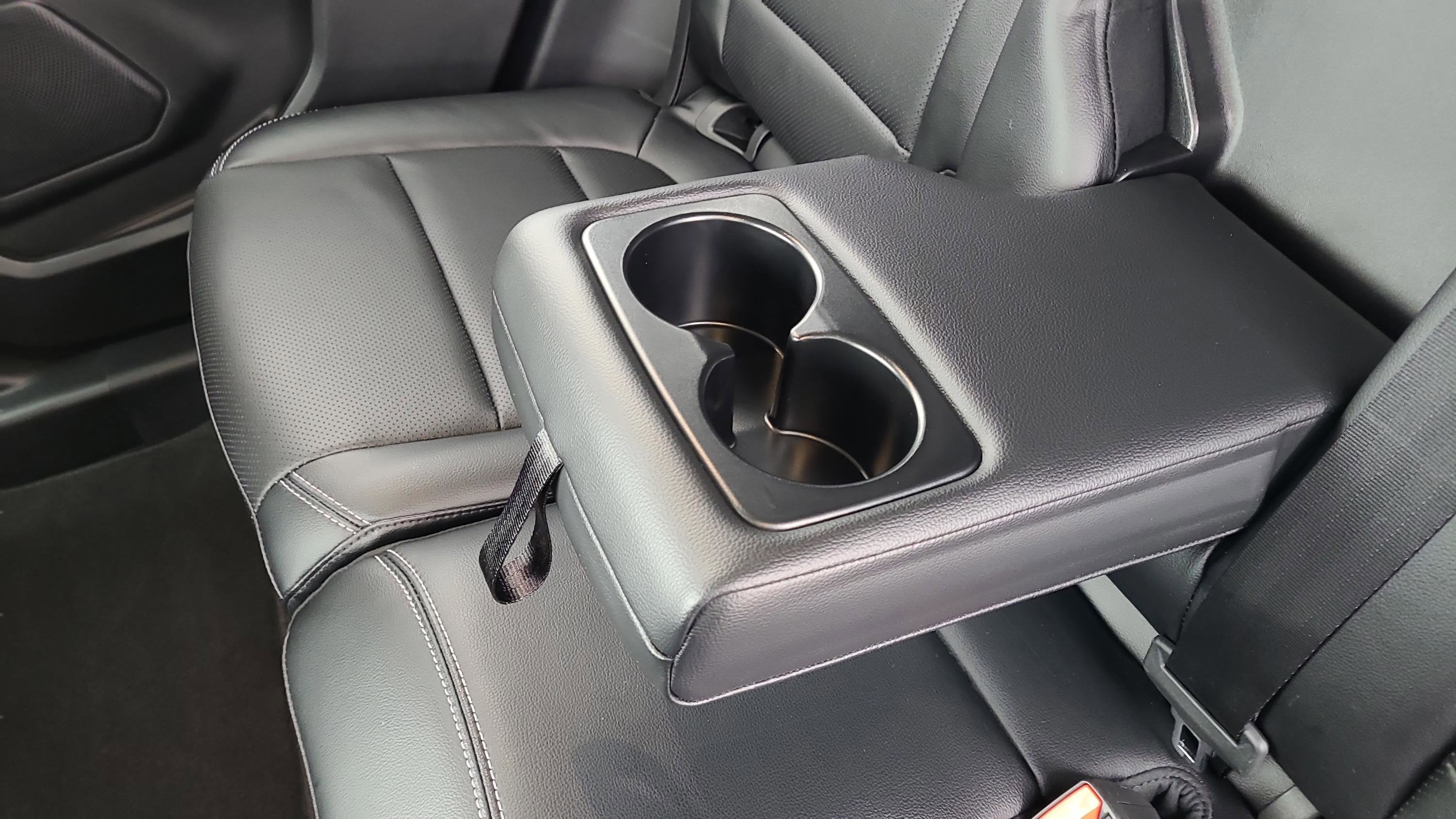 2022 Ford Escape Hybrid Titanium