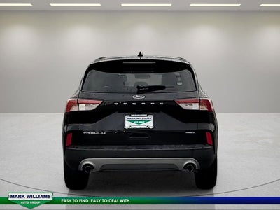 2022 Ford Escape Hybrid Titanium