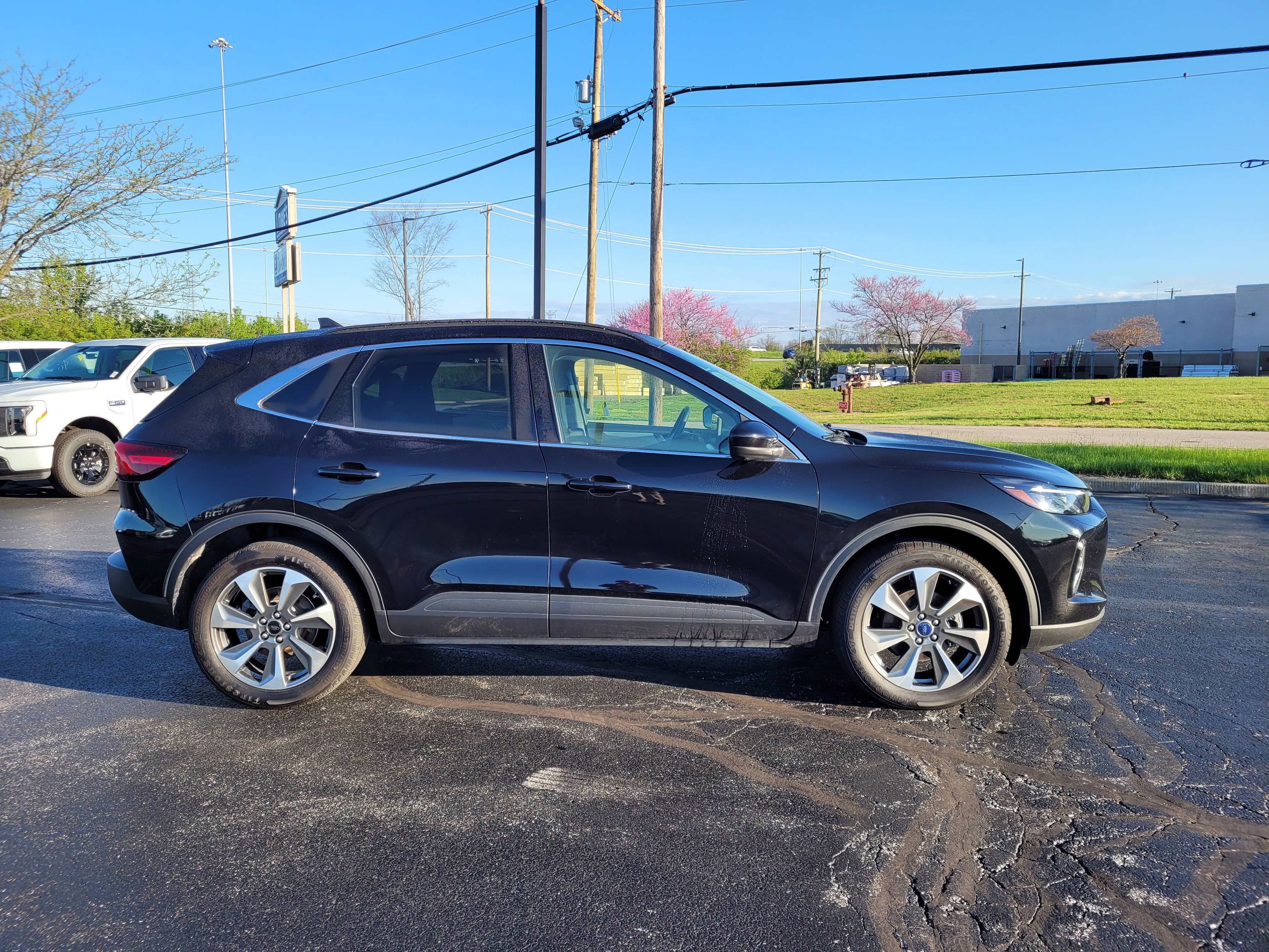 2023 Ford Escape Hybrid Platinum