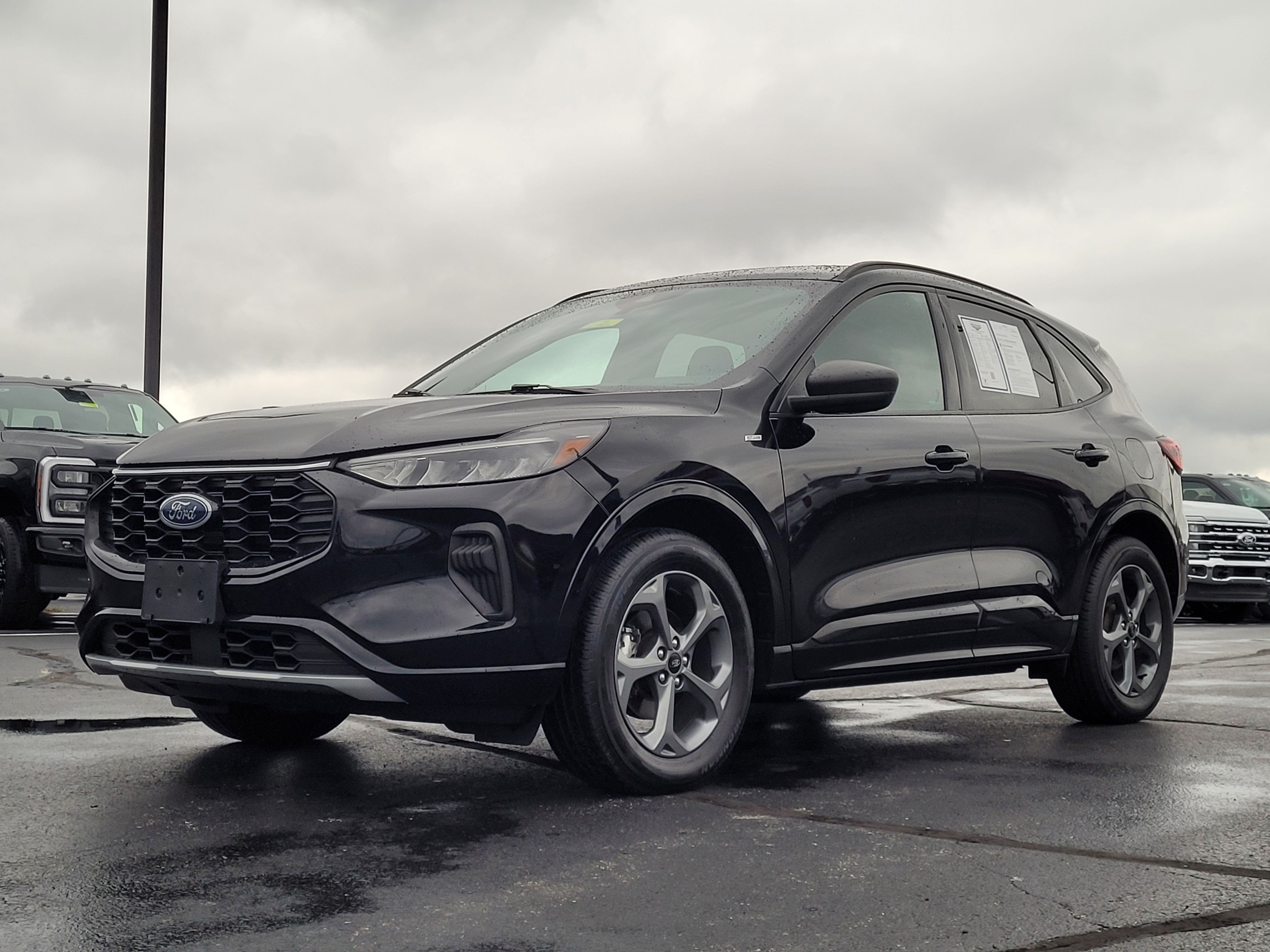 2023 Ford Escape ST-Line