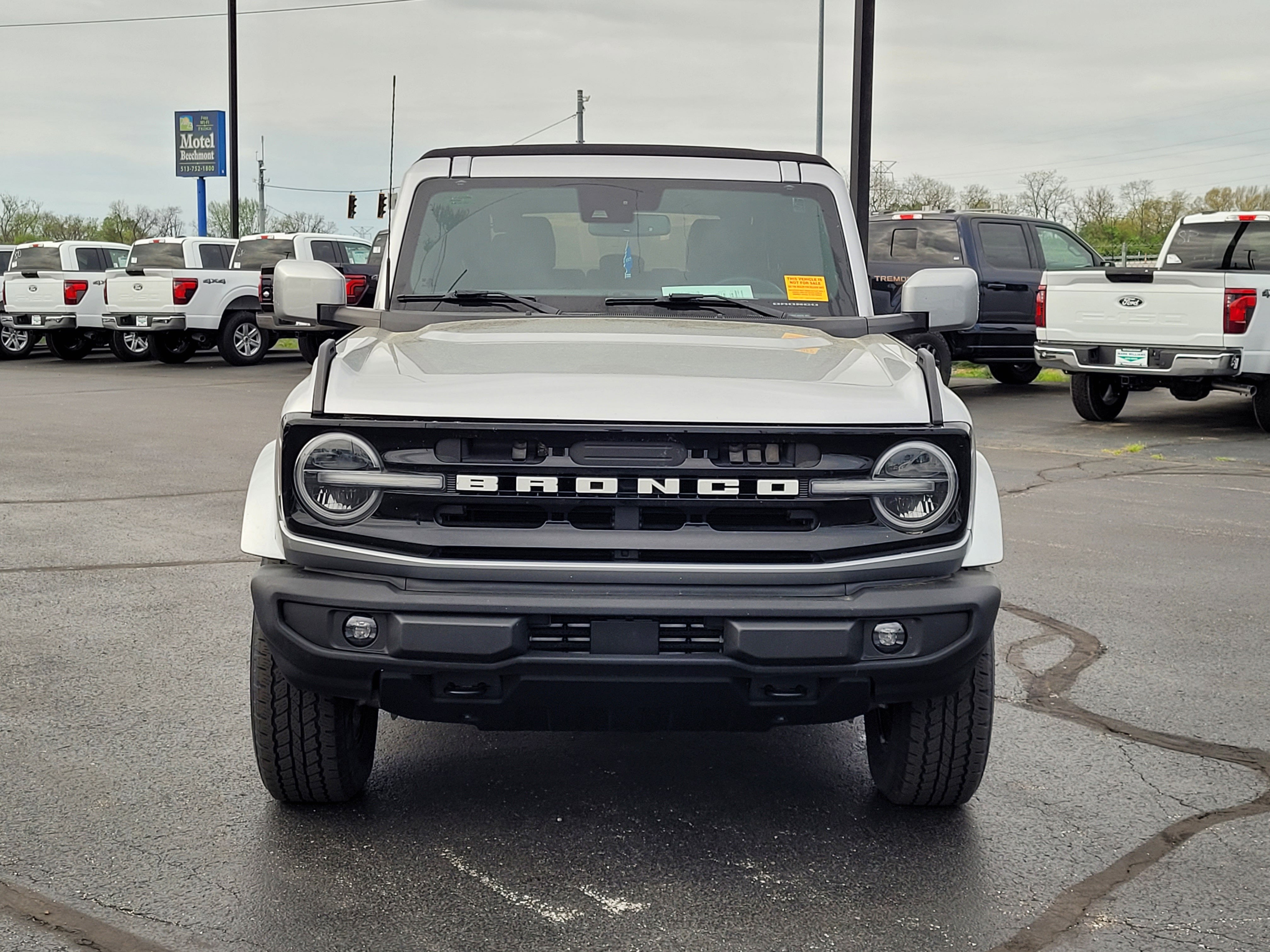 2023 Ford Bronco Outer Banks