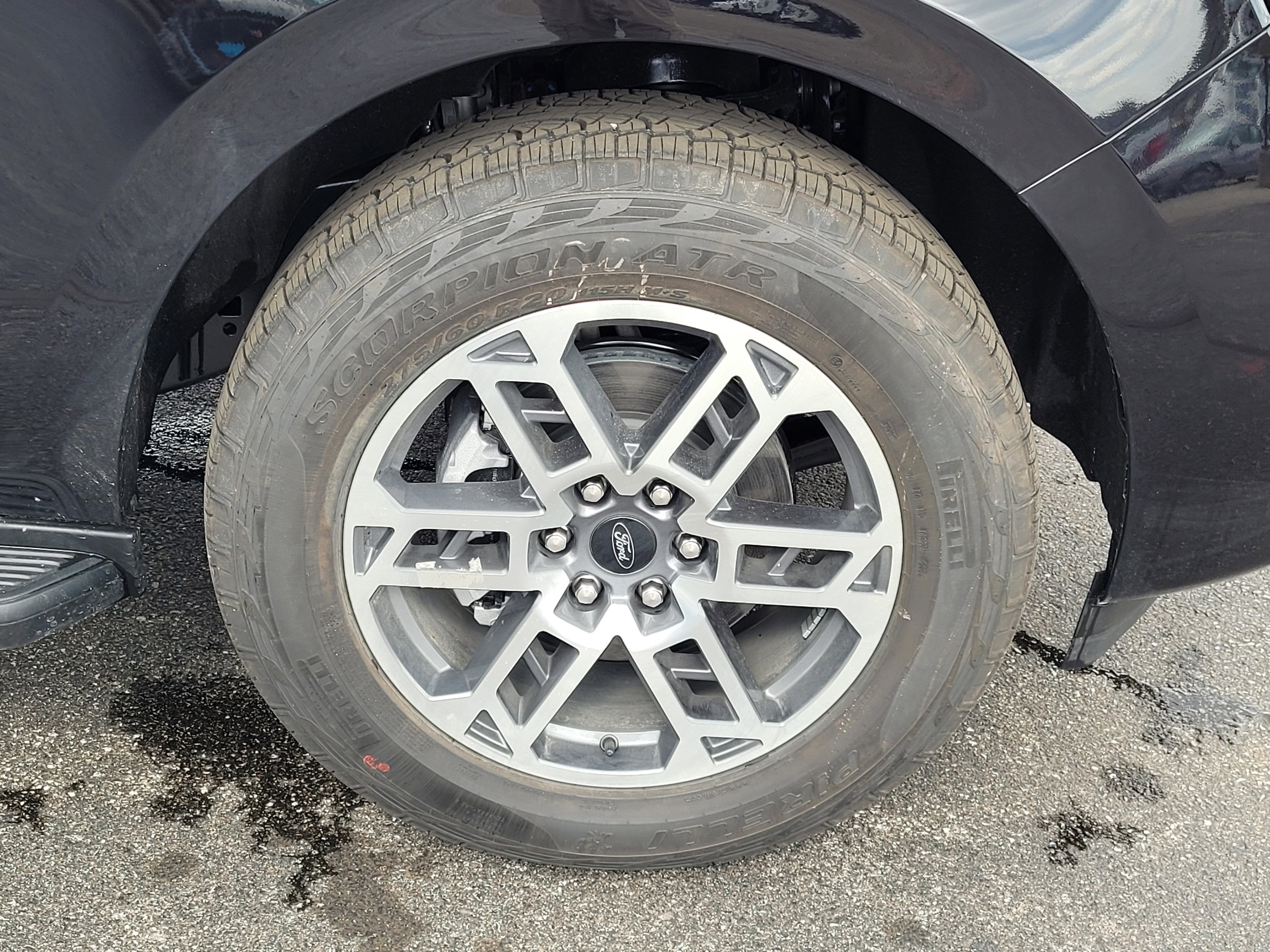 2026 Ford Expedition Active