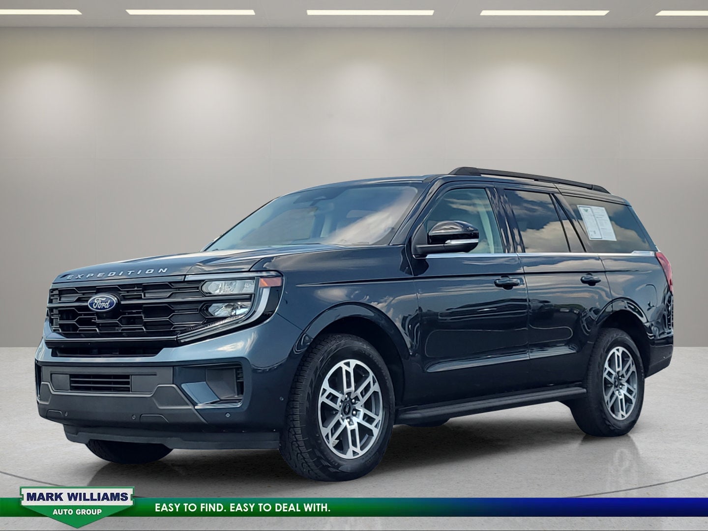 2025 Ford Expedition Active
