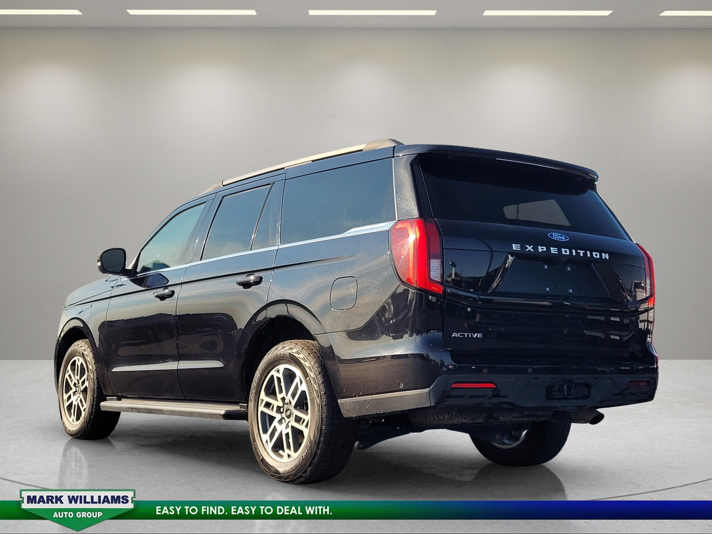 2025 Ford Expedition Active
