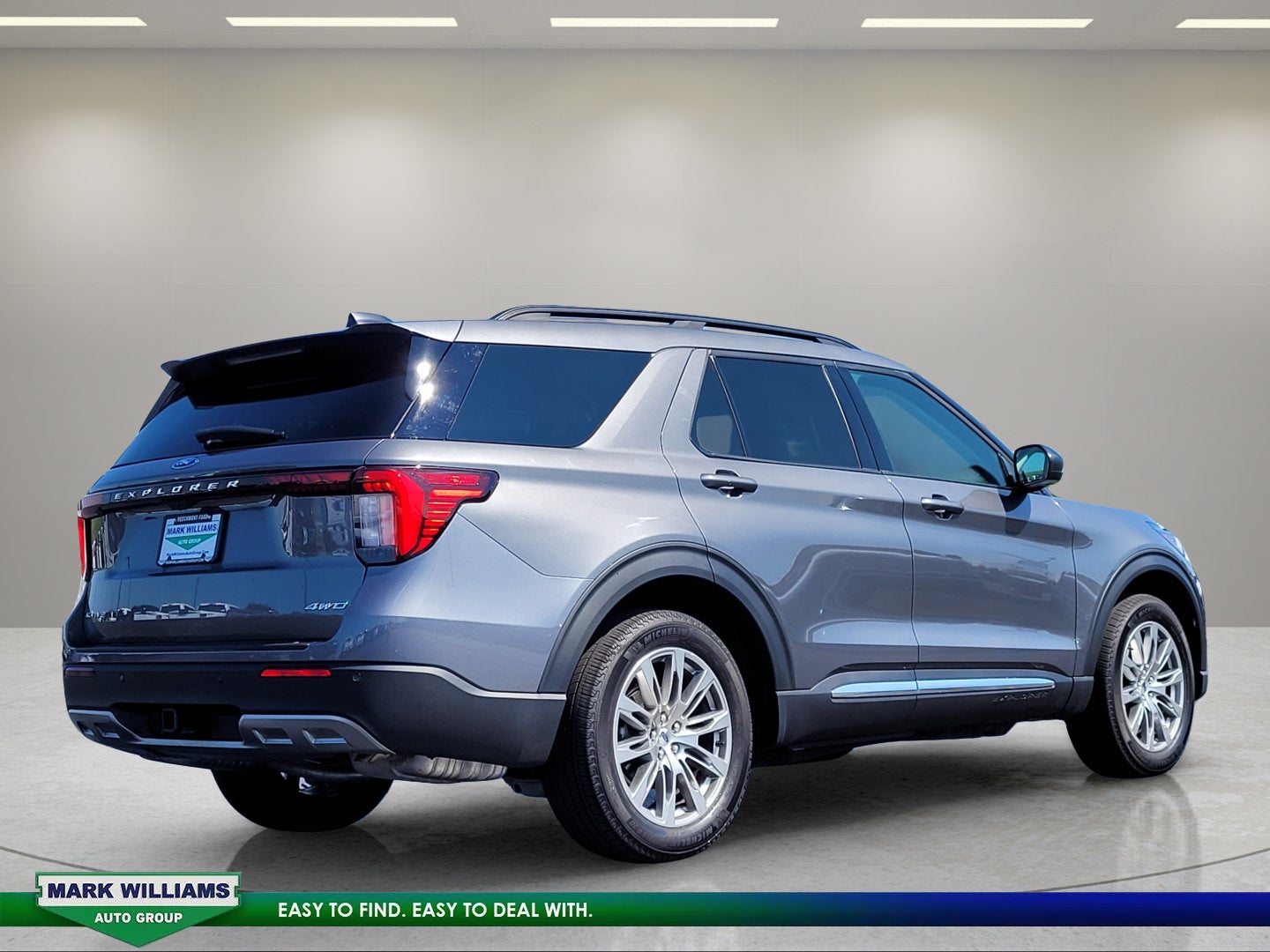 2025 Ford Explorer Active