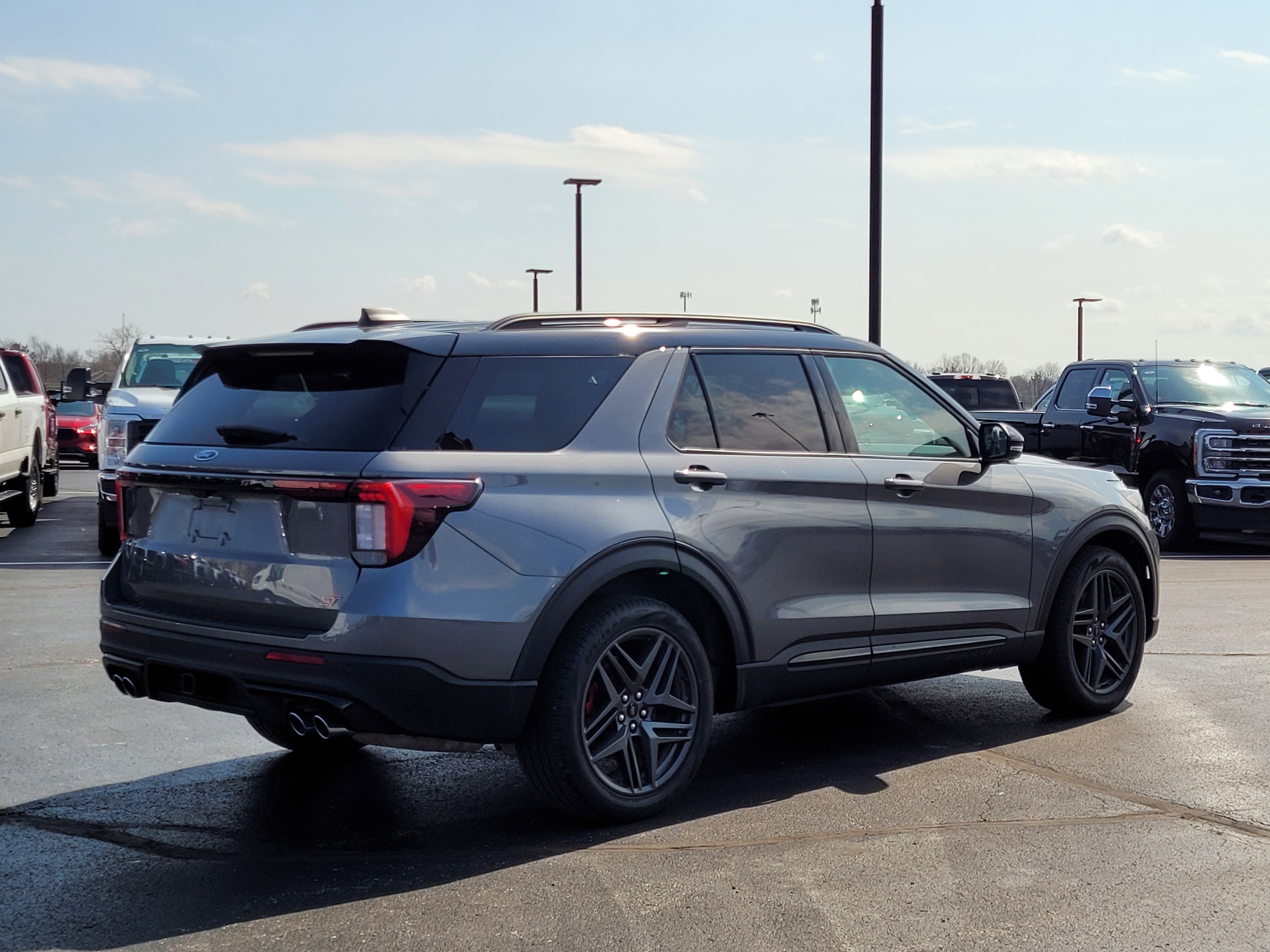2025 Ford Explorer ST