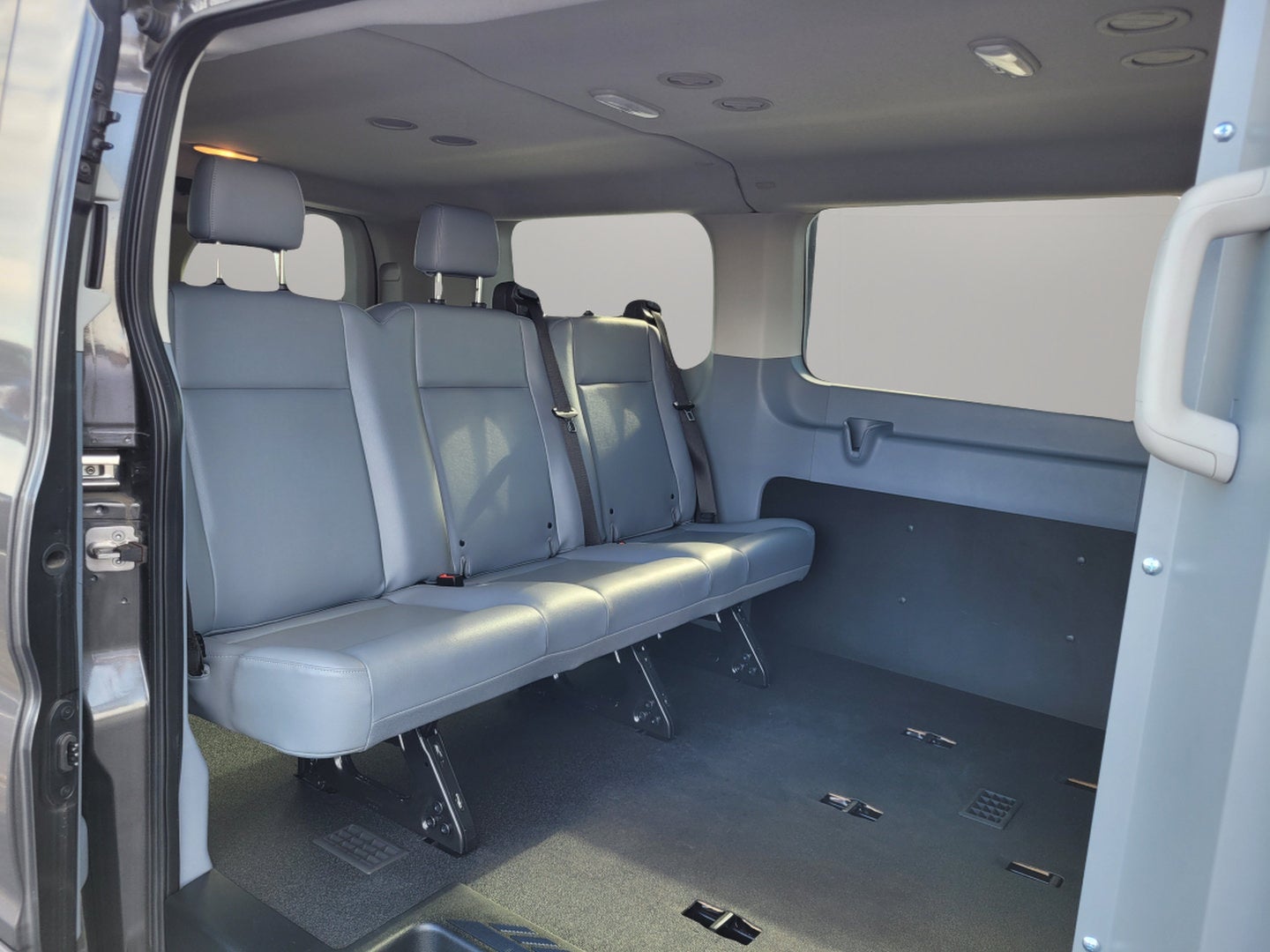 2019 Ford Transit-150 XL
