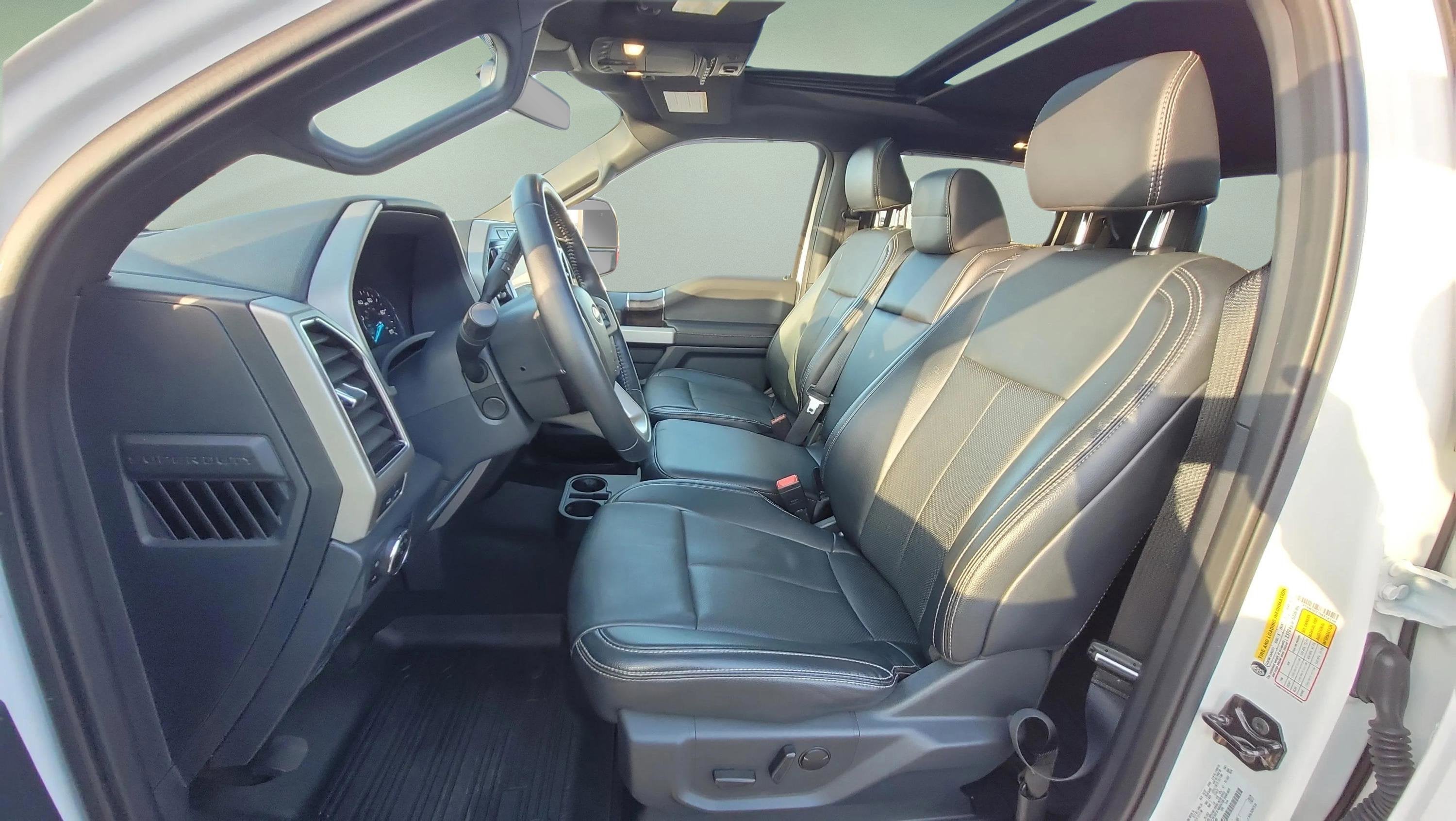 2022 Ford F-350SD Lariat DRW