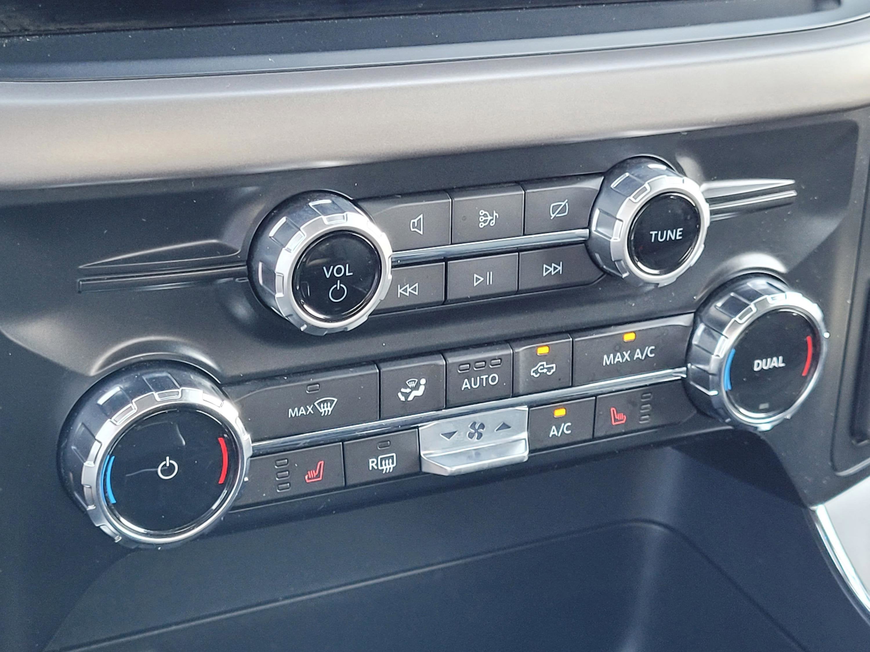 2024 Ford F-150 Lightning XLT