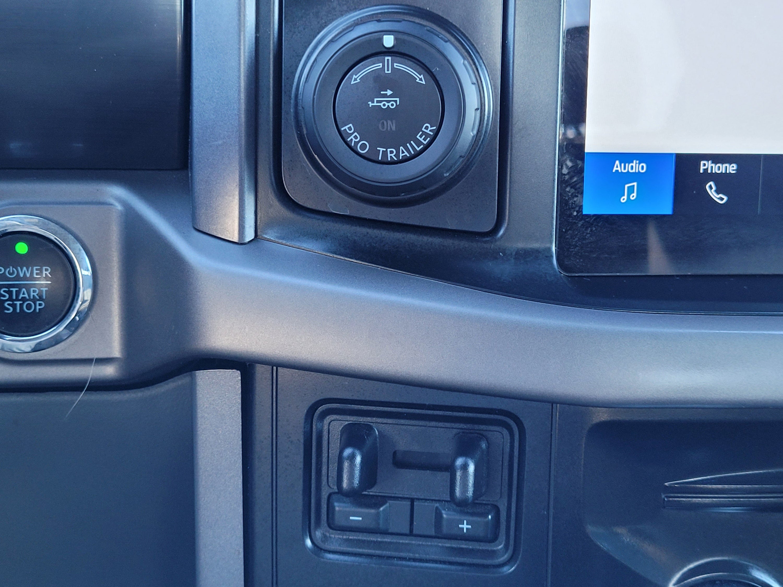 2024 Ford F-150 Lightning XLT